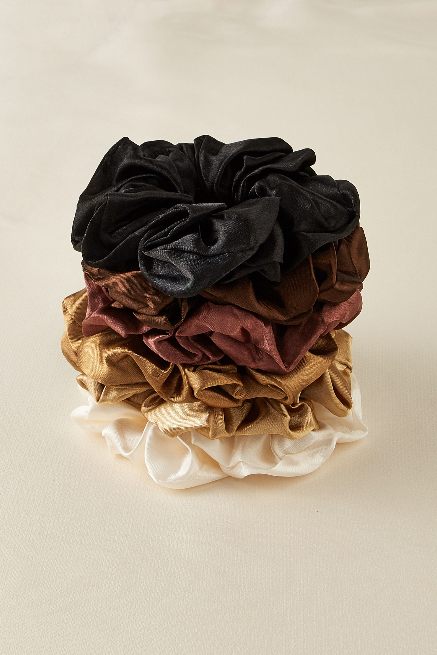 Set di scrunchie neutri Hair Goals