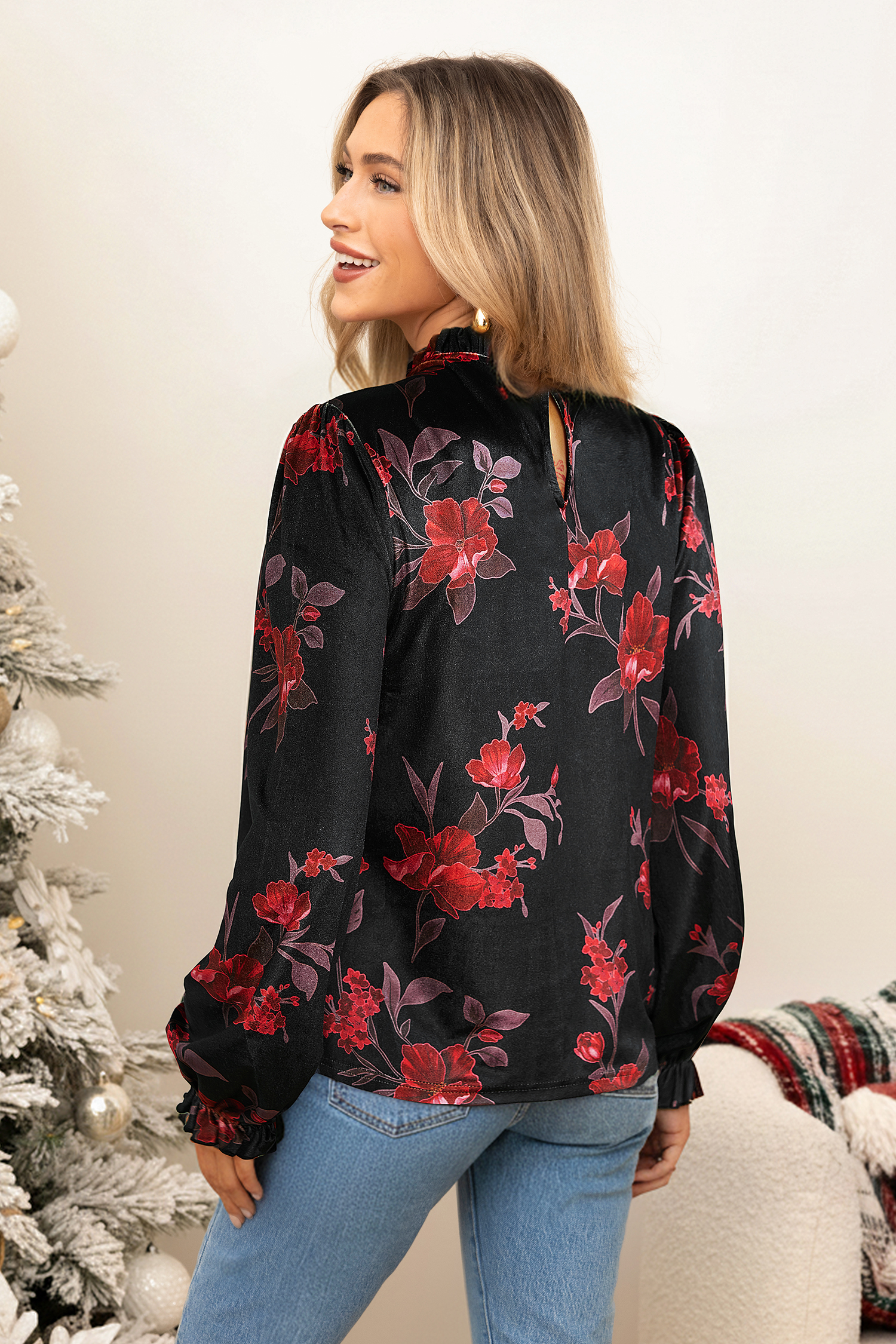 Cupshe Velvet Rose Floral Top In Black