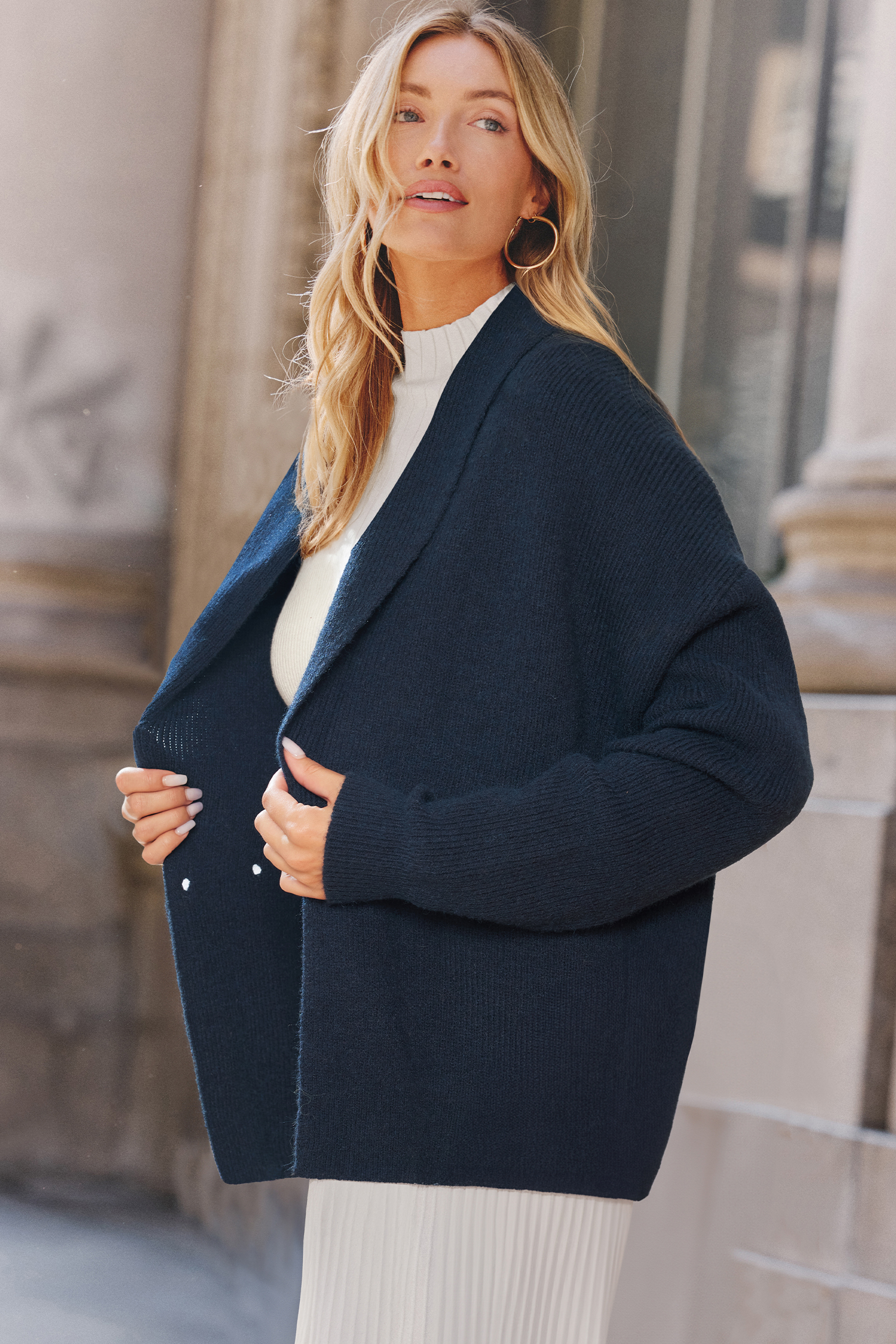 Cardigan blu Film Noir