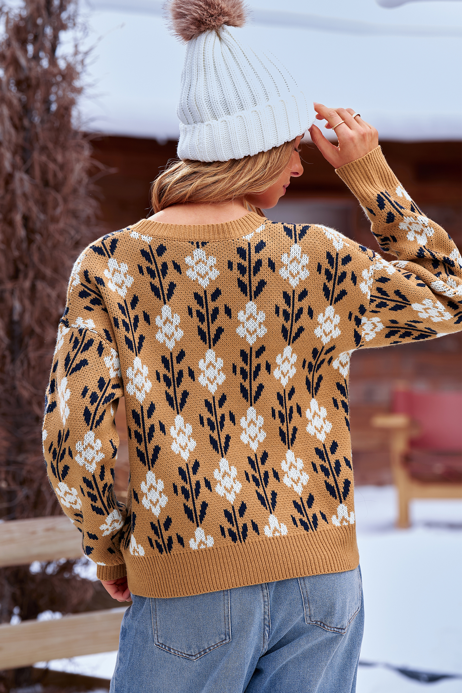 Cupshe Fit Check Floral Sweater In Brown