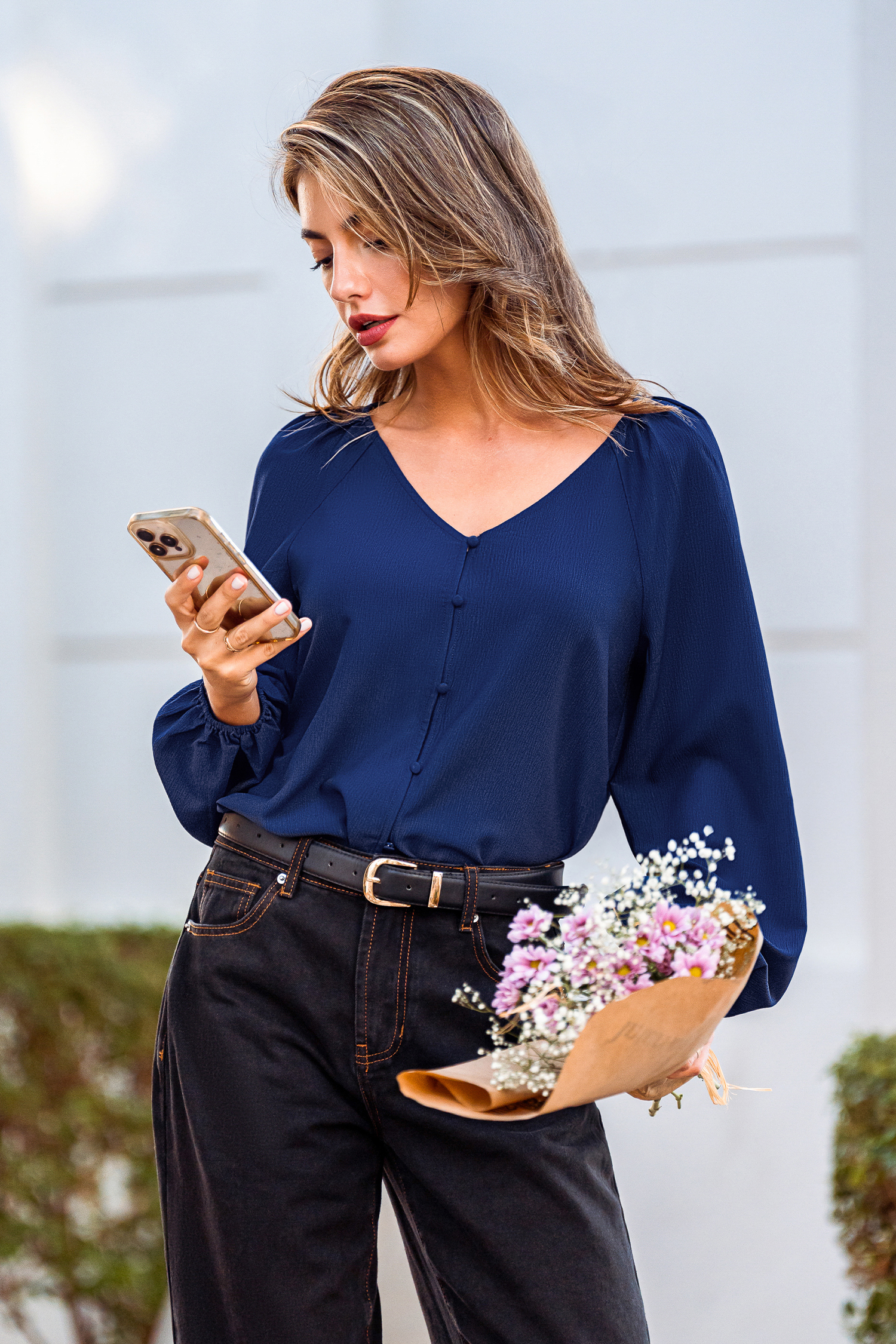 Blaues Lange Ärmel V-Ausschnitt Top