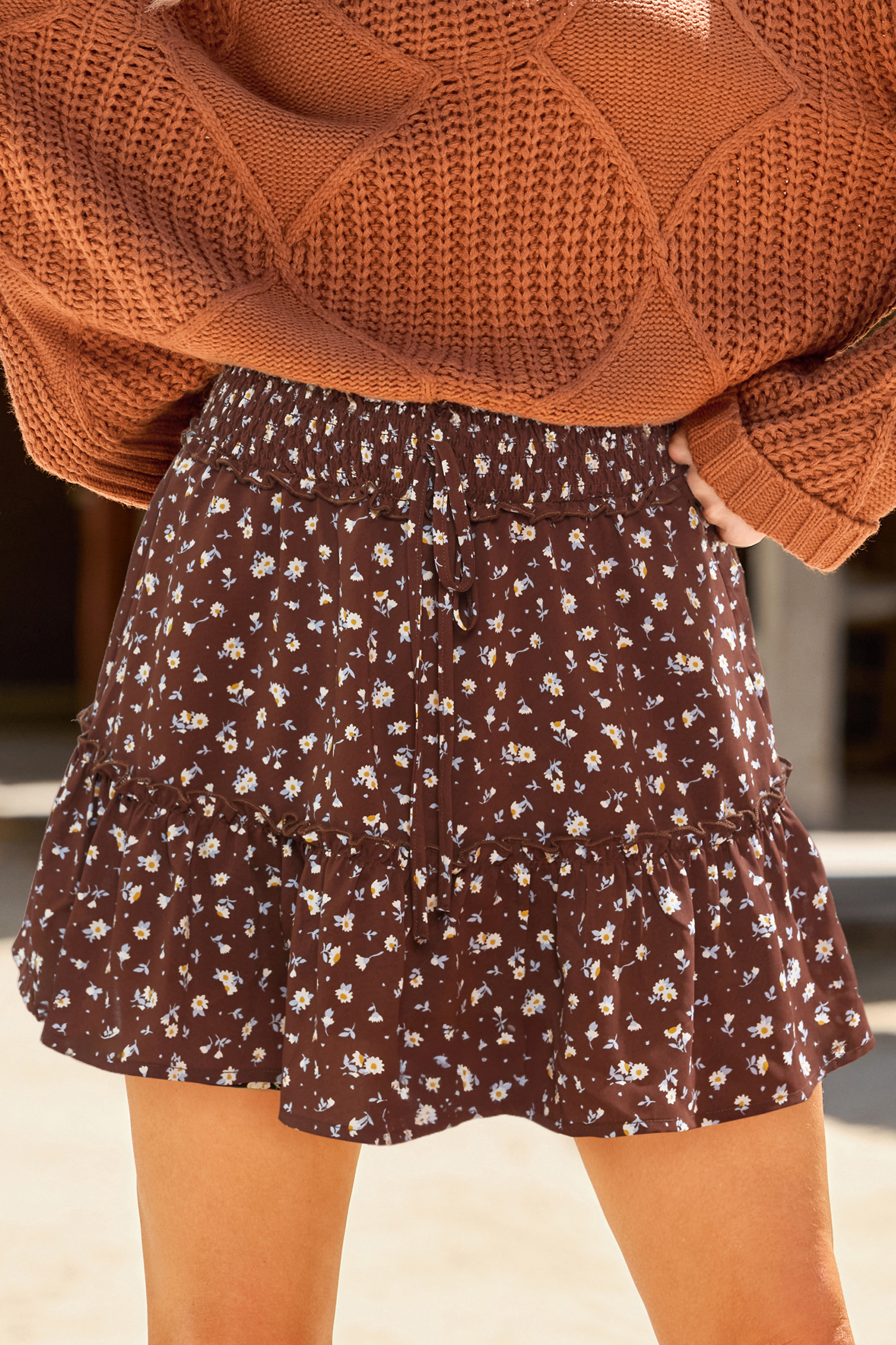 Geblümter Gesmokte Taille Minirock