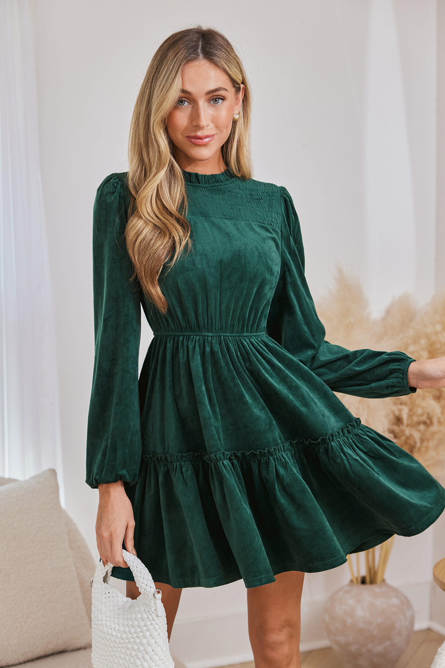 Green Round Neck Bubble Sleeve Ruffled Hem Dress