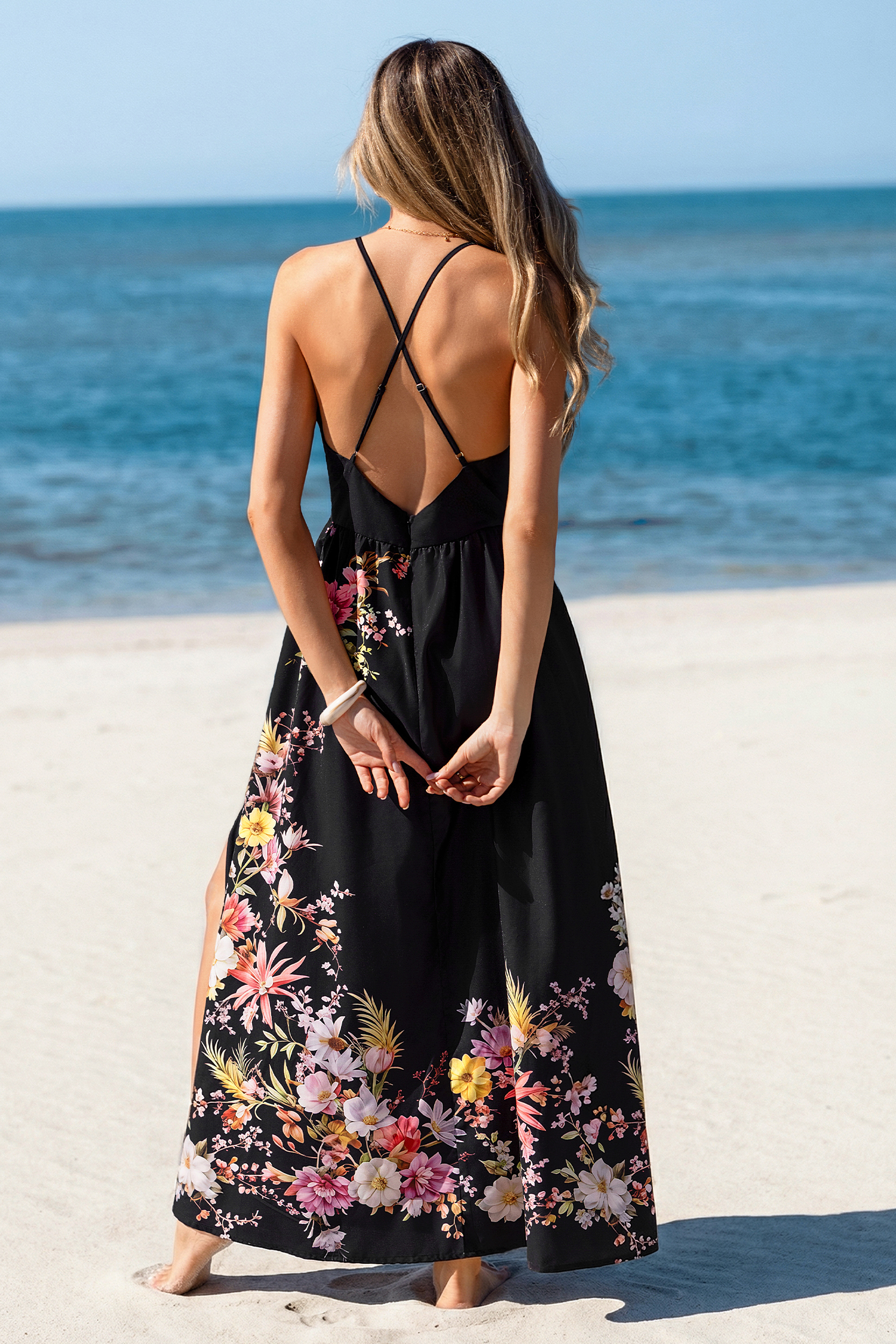 Abito lungo floreale senza spiegazioni