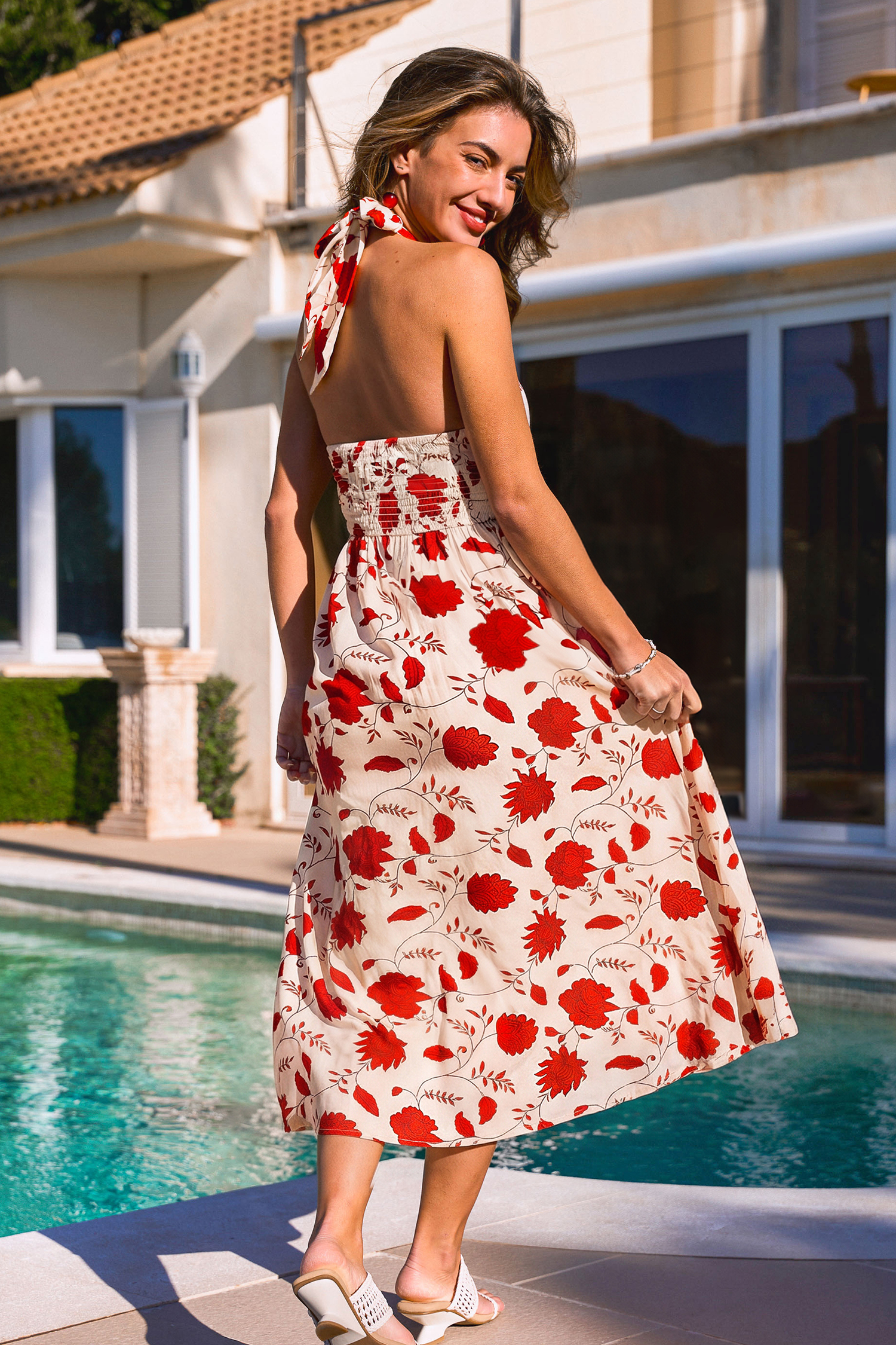 Robe florale col plongeant