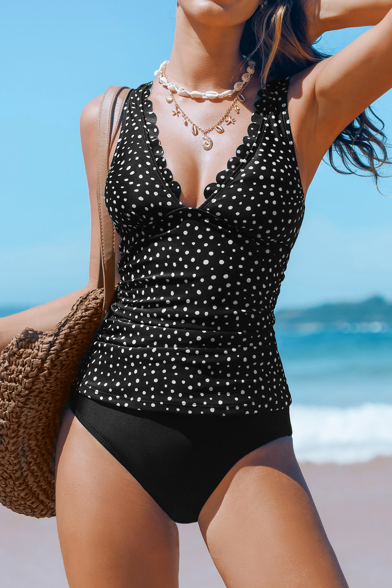 Tankini à pois festonné et bas à taille haute