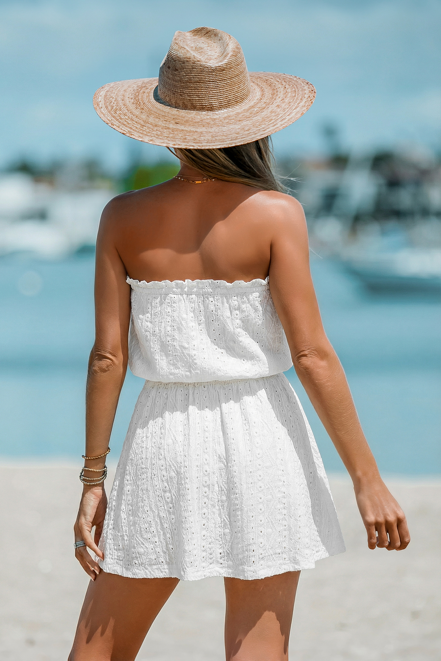 Robe cover up courte blanche col droit taille élastique