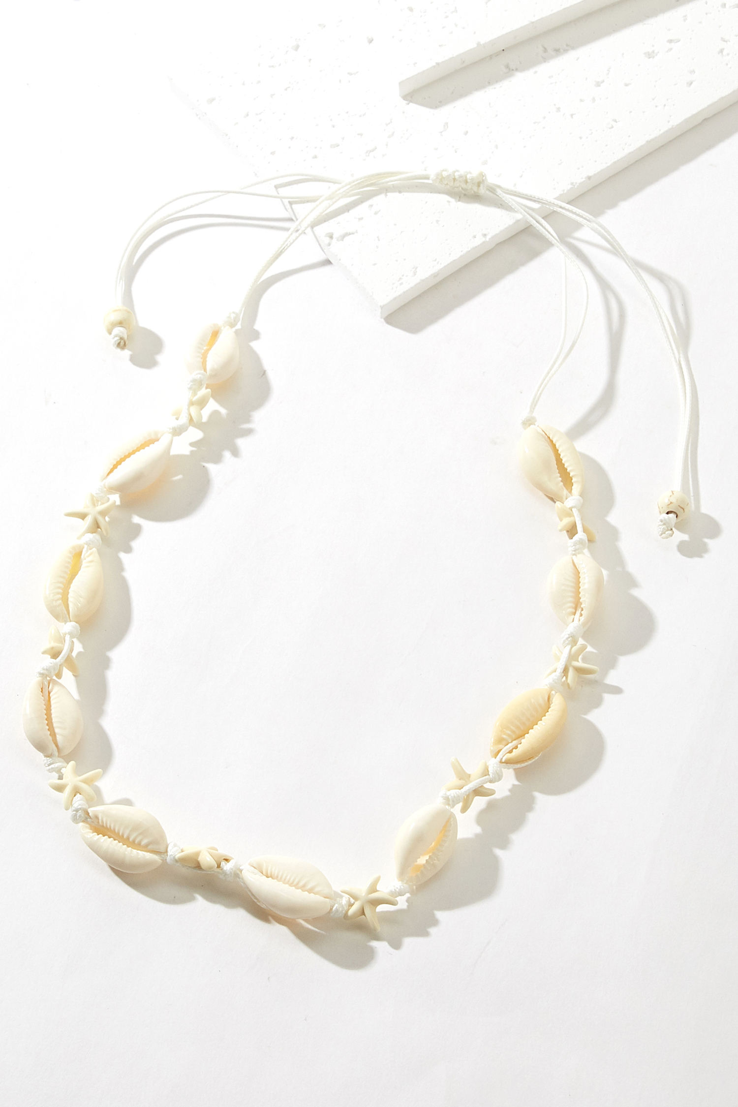 Collar de conchas marinas Hidden Cove