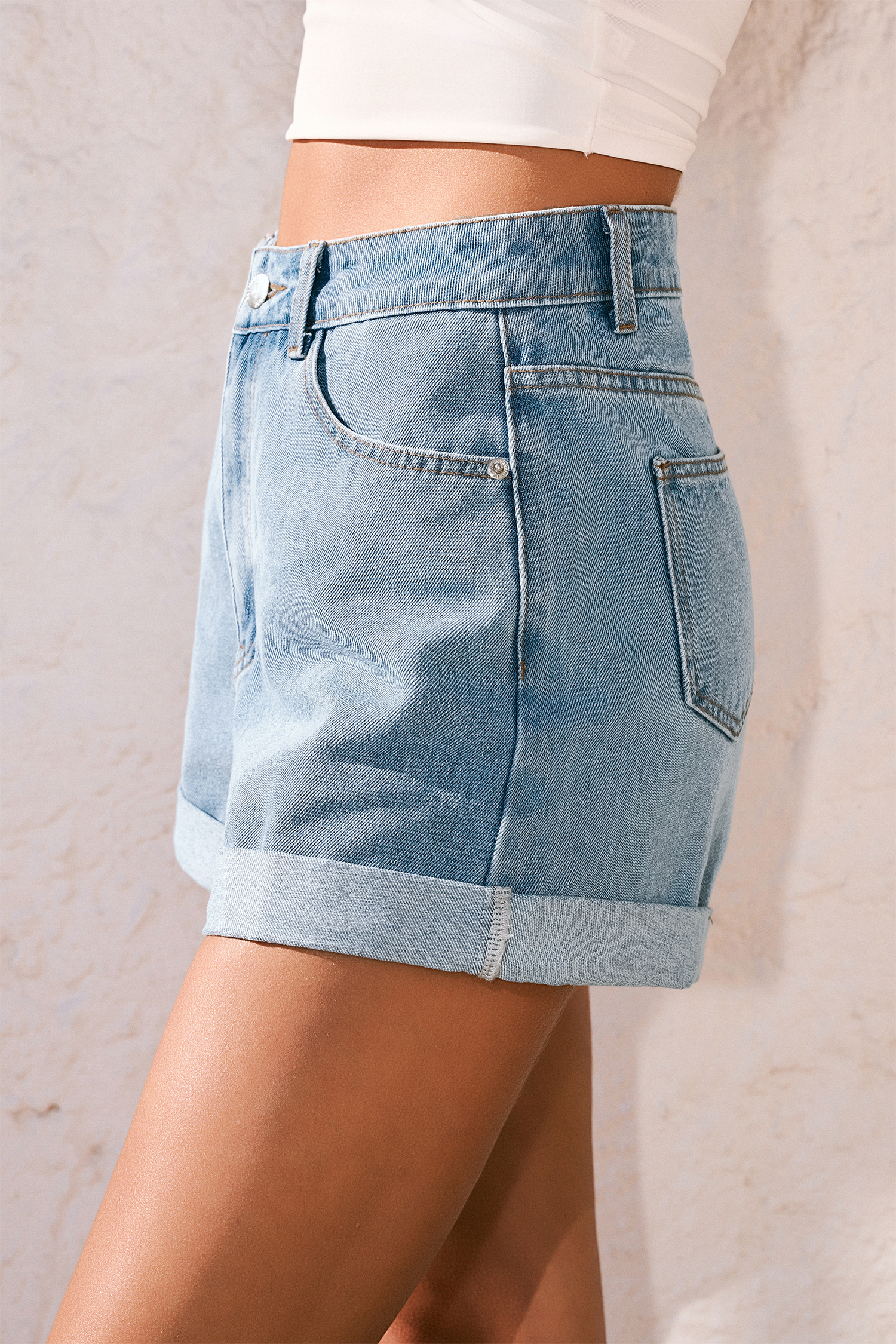 Blaue Denim-Jeansshorts