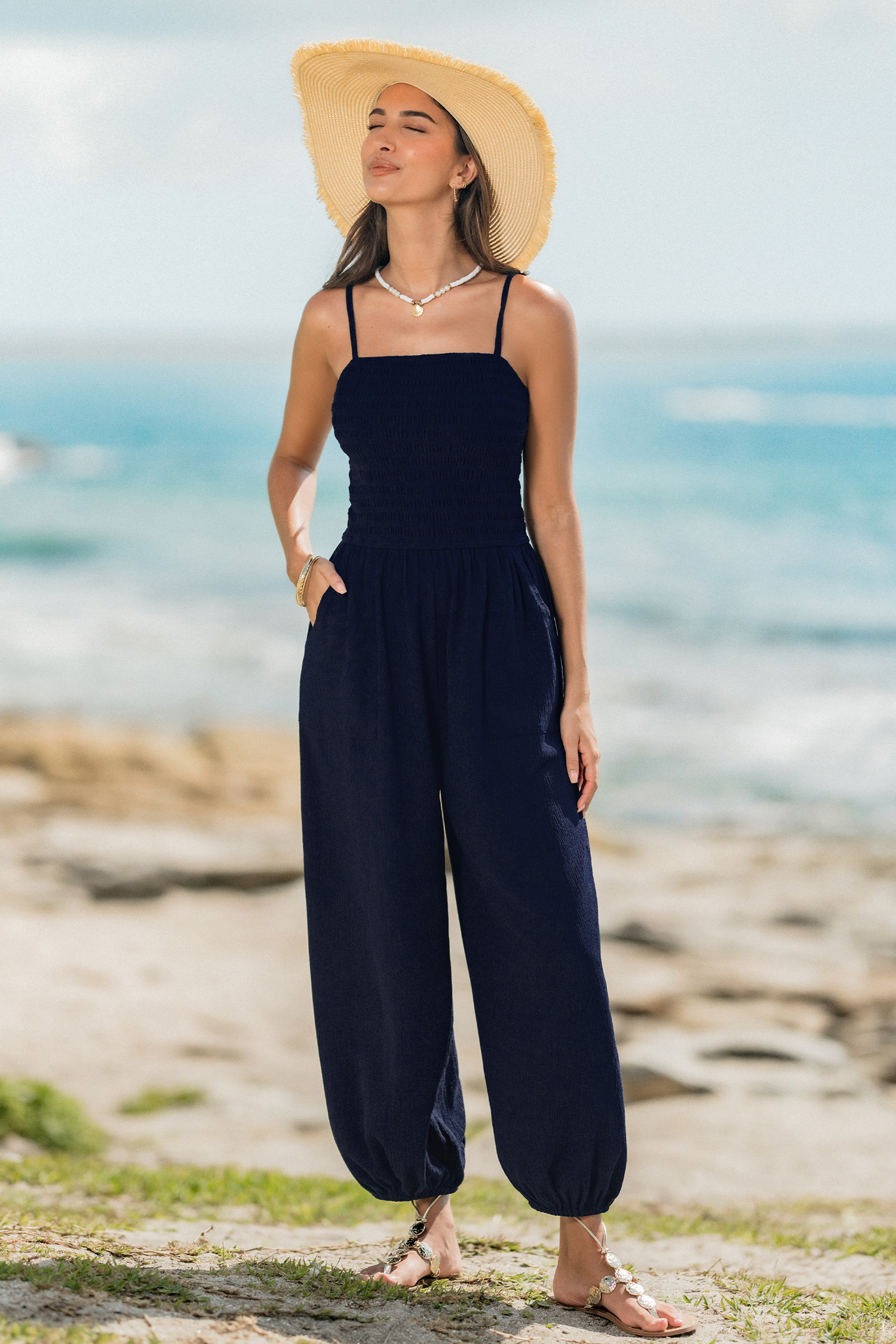 Een frisse blauwe jumpsuit nodig?