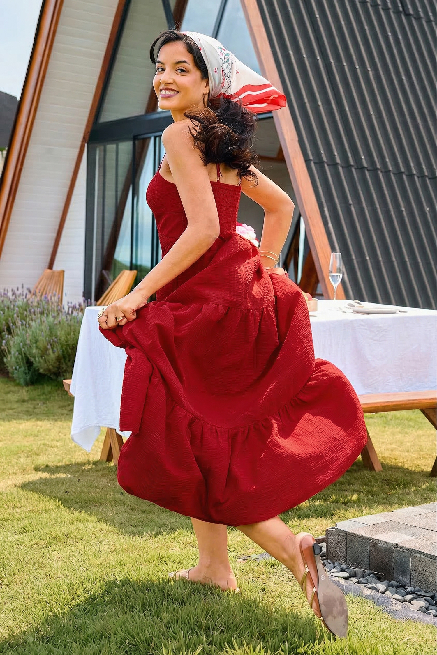 Rotes Festliches Maxi-Trägerkleid mit Knoten-Detail