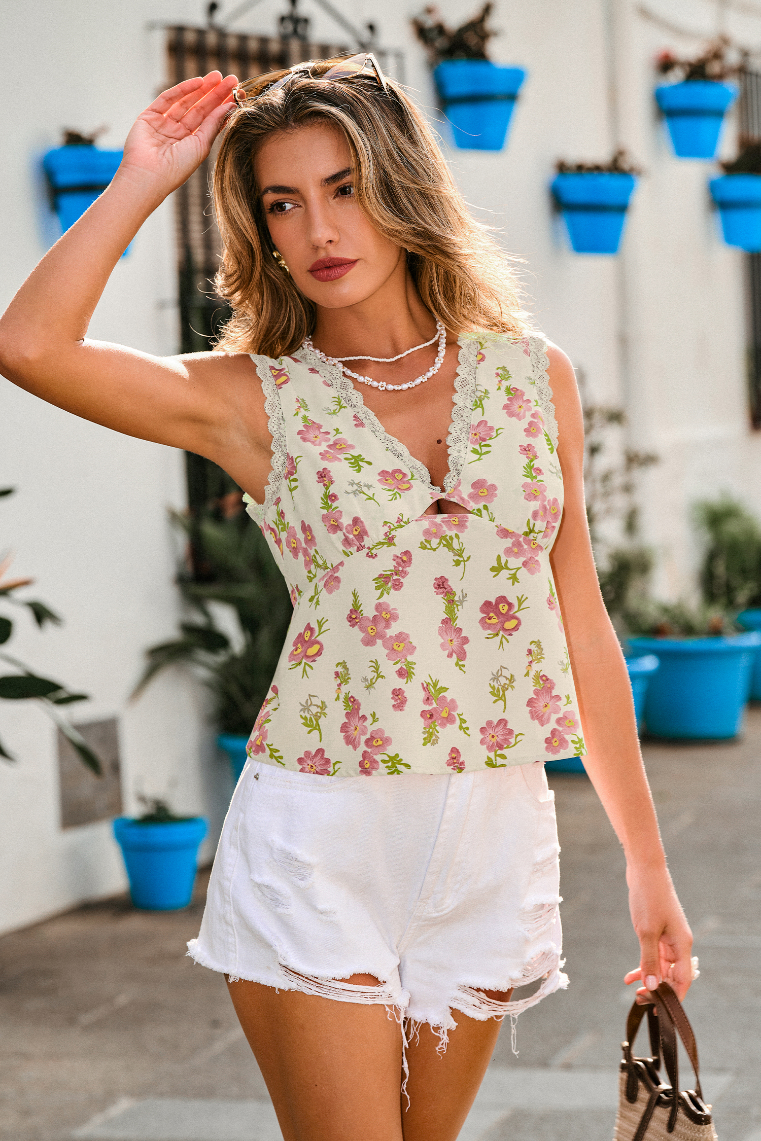 Top w kwiaty Made You Look