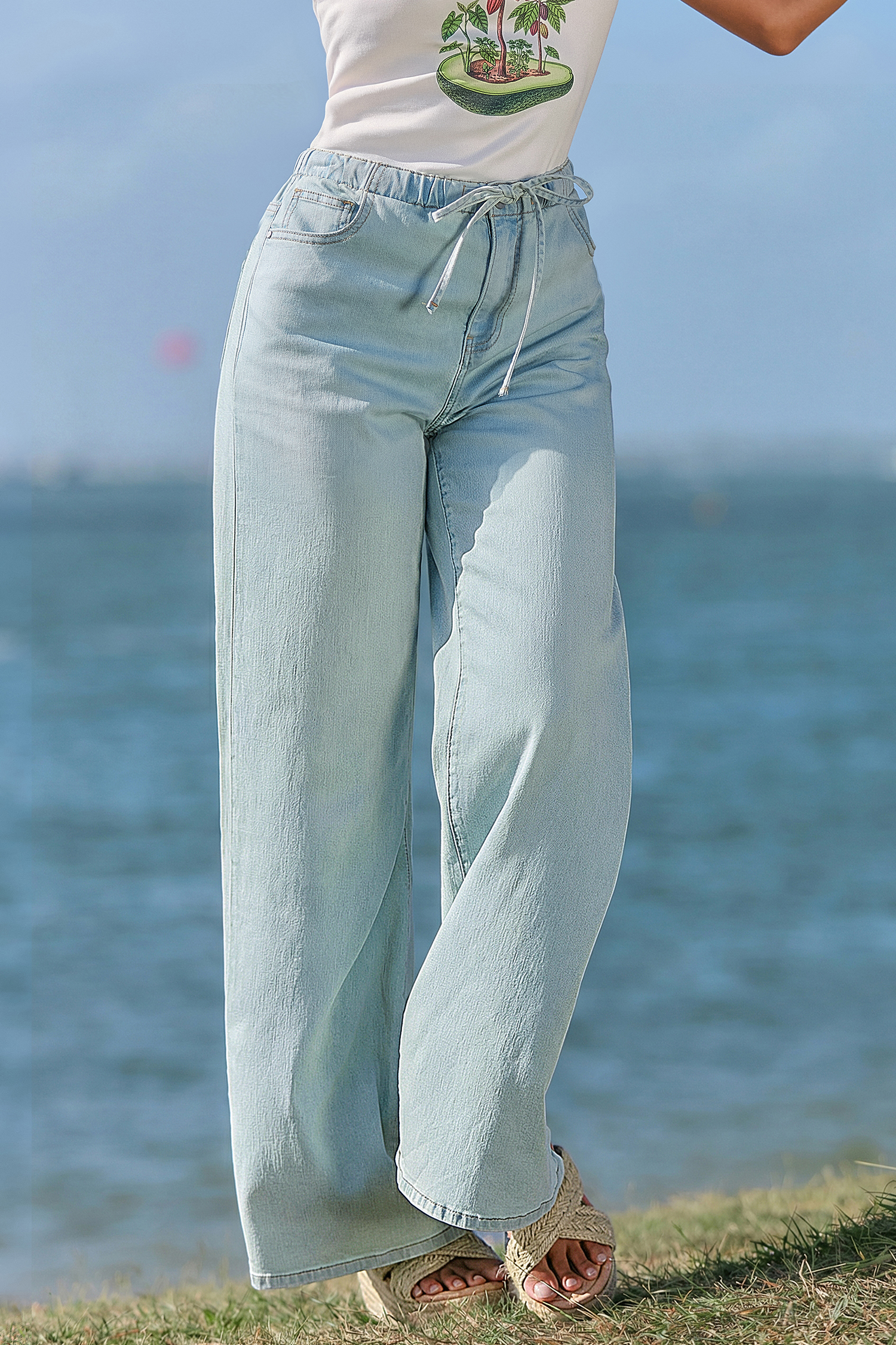 Keep Scrolling Blue Jeans