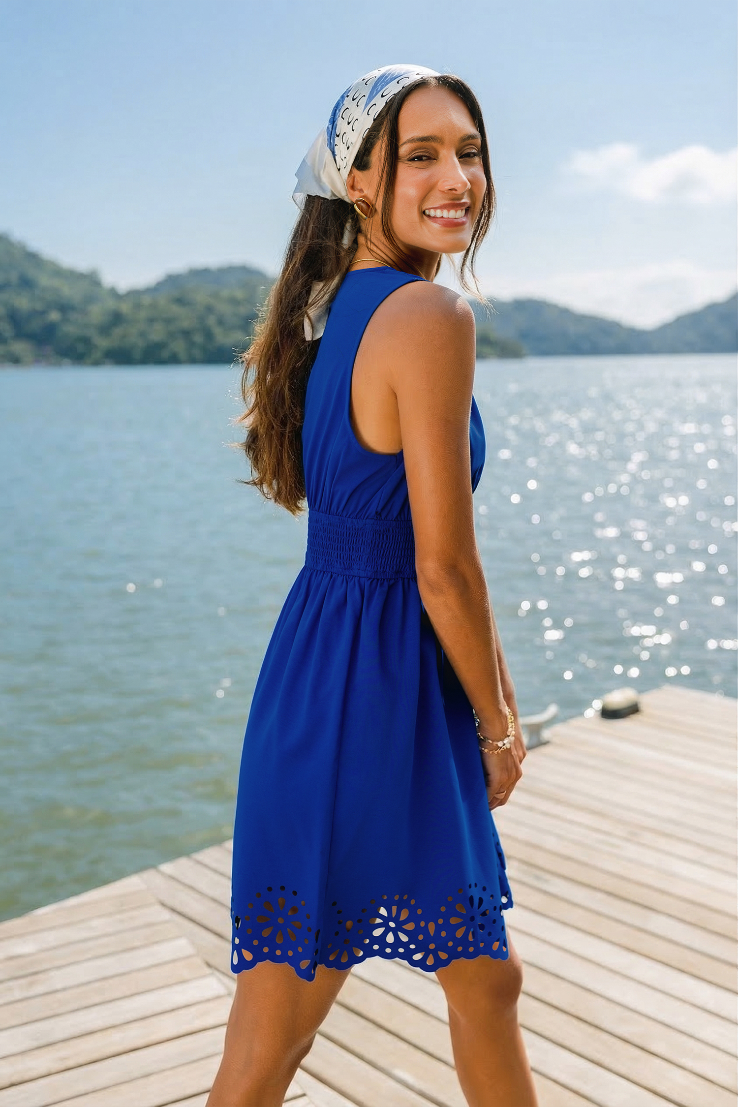 Fai colpo con questo mini abito blu