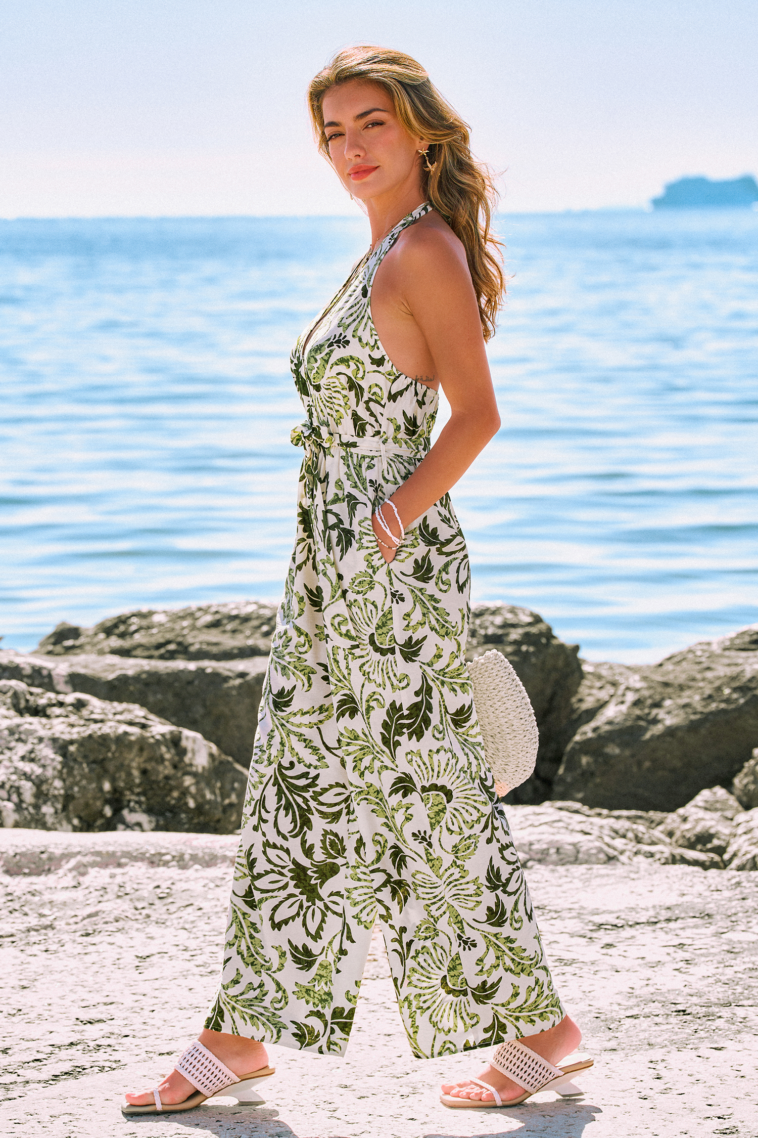 Grün Geblümter Ärmelloser Jumpsuit mit tiefem Ausschnitt