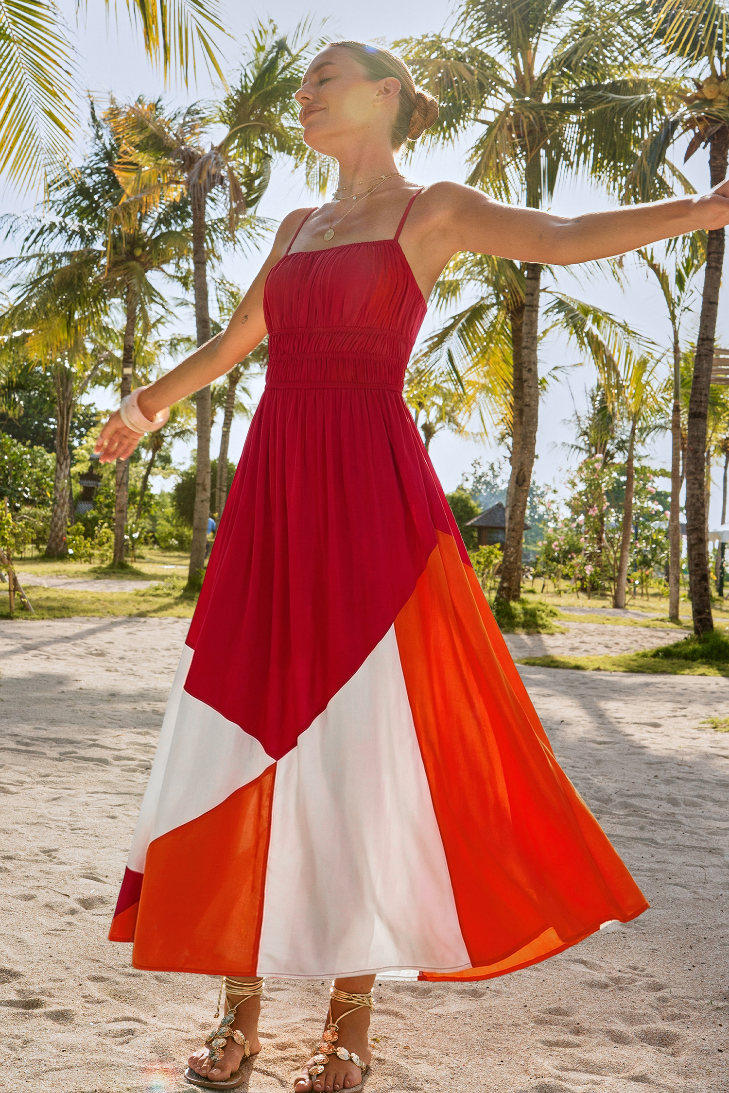 Rotes Farbblock Maxi-Strandkleid mit eckigem Ausschnitt