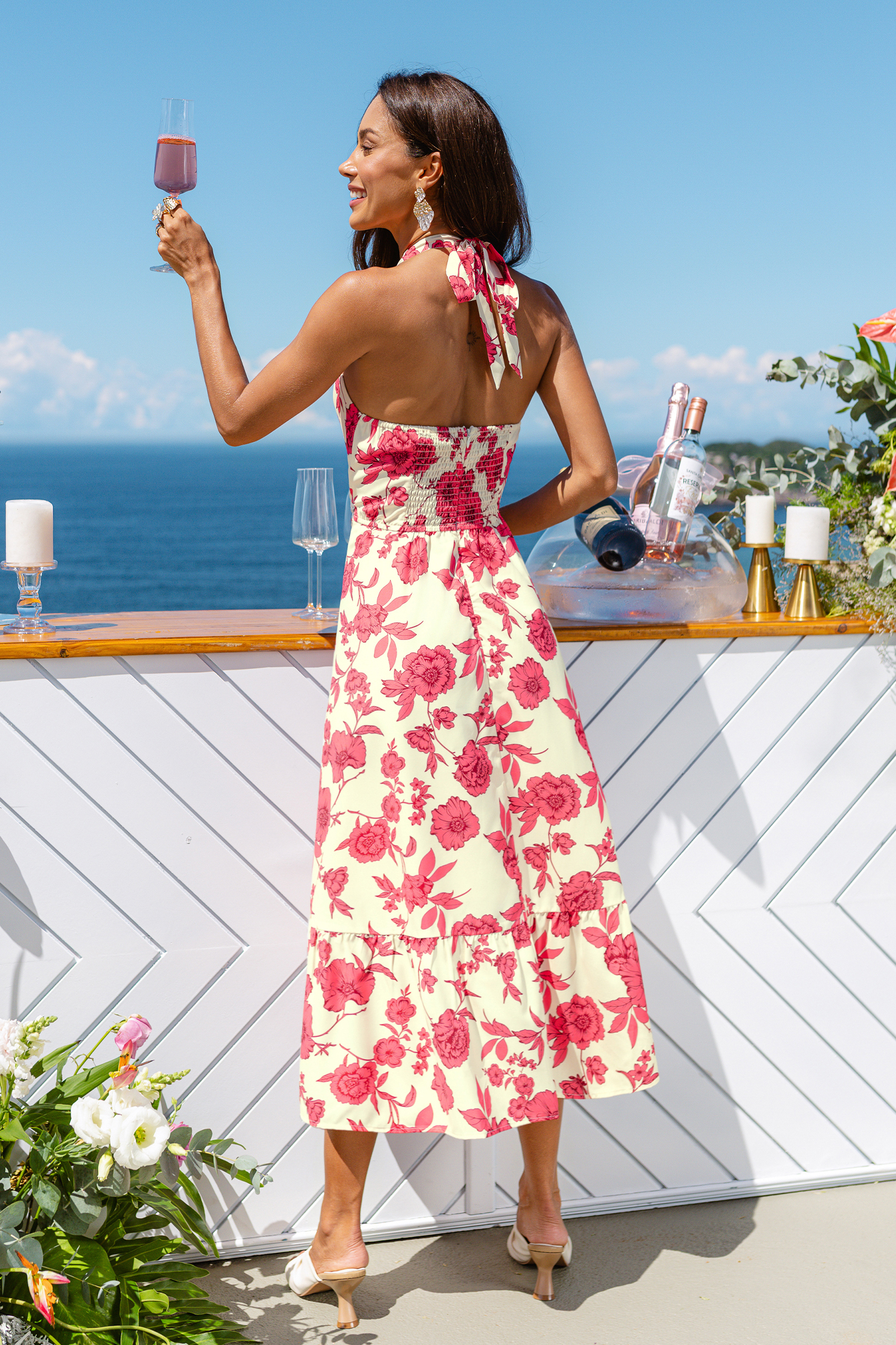 Robe longue fleurie à col haut