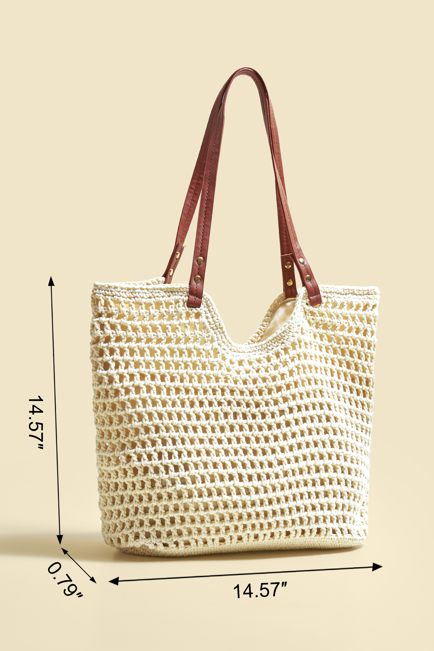 Beigefarbene Tasche mit Kunstlederriemen