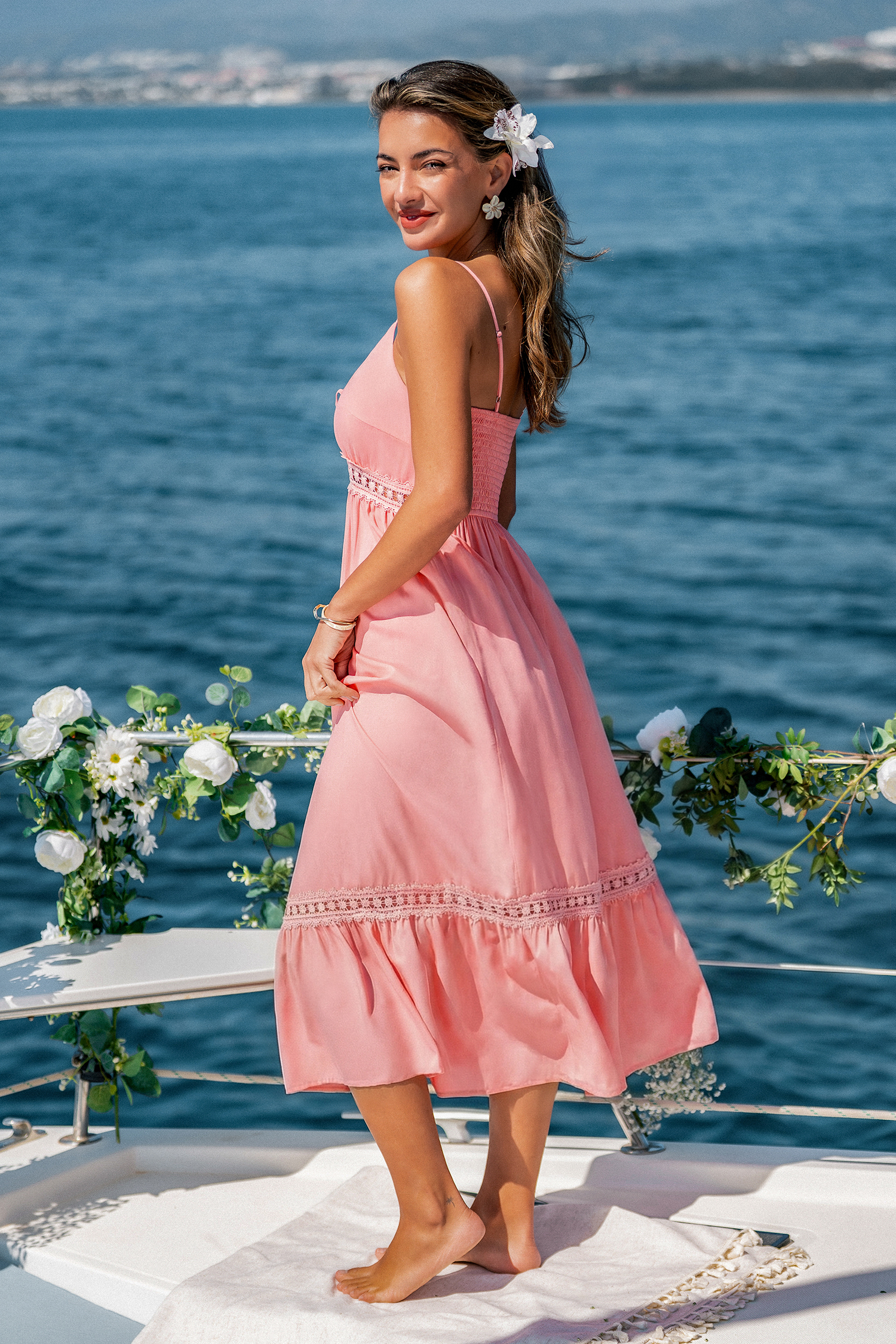 Robe rose col V sans manches