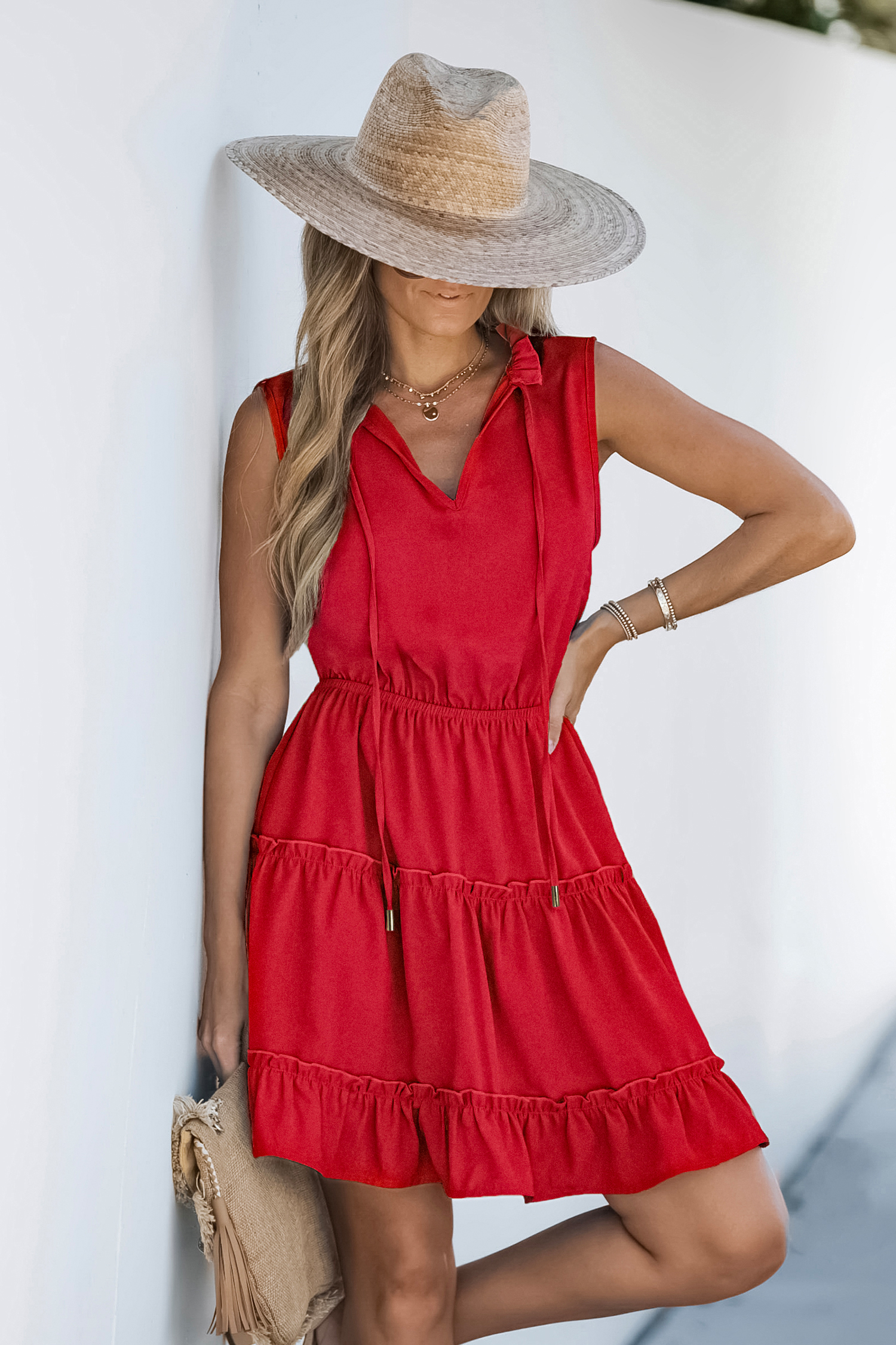 Robe courte rouge col cranté