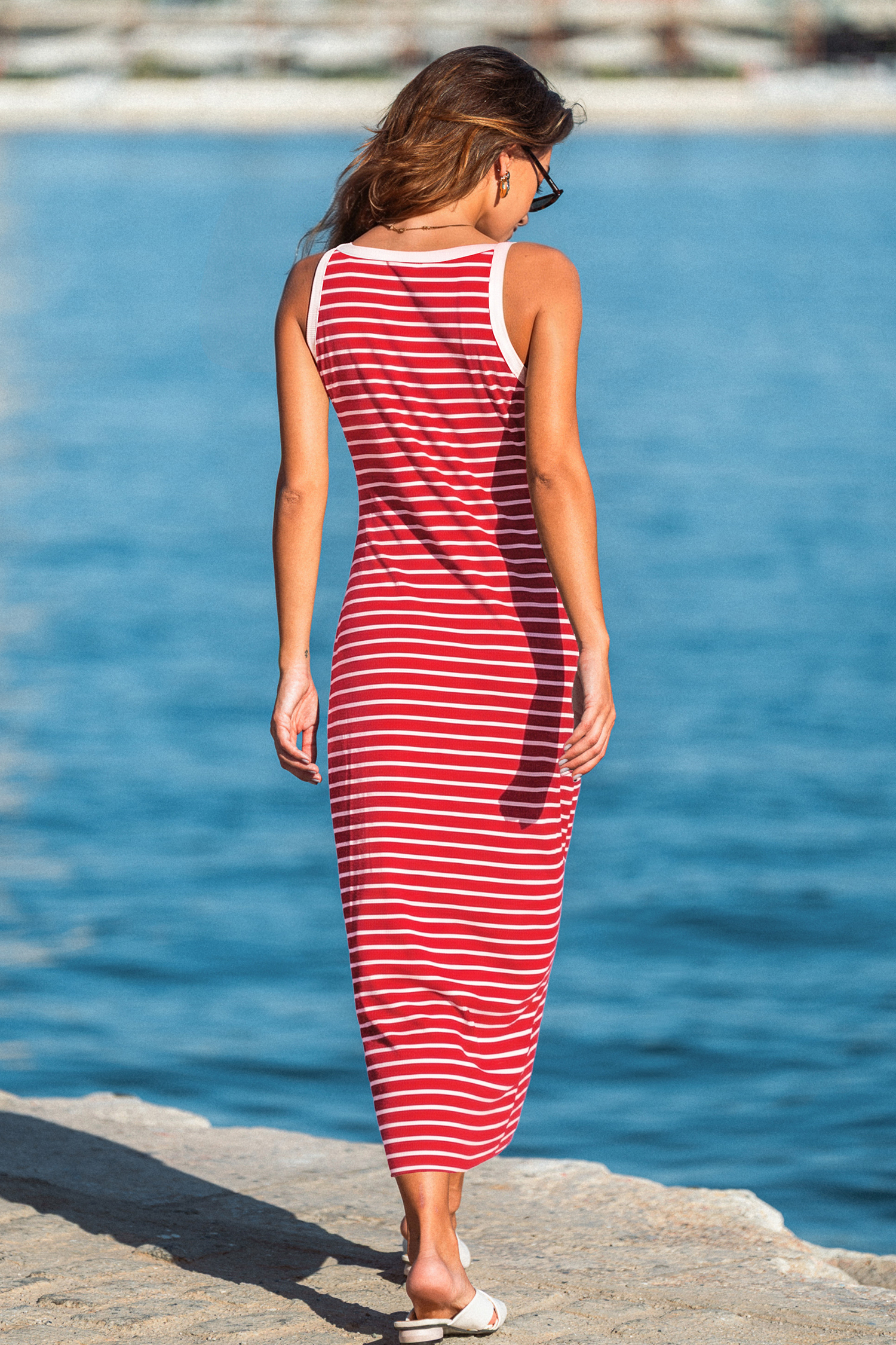 Rot Gestreiftes Ärmelloses Maxikleid mit Rundhalsausschnitt