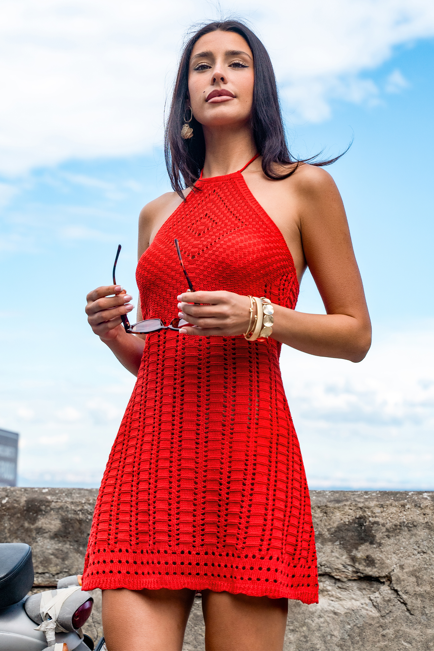 Robe courte cover up rouge audacieuse