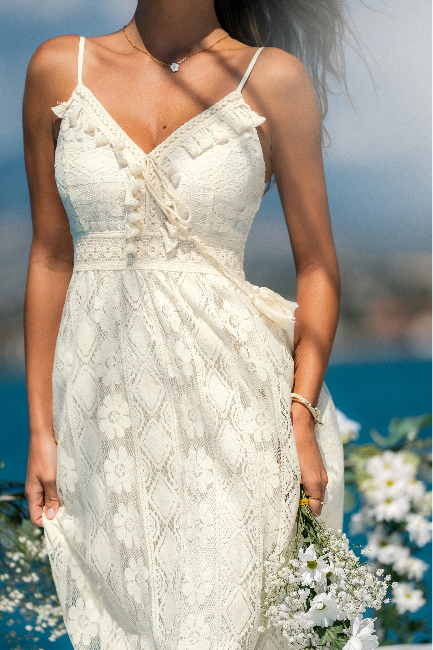 Robe longue beige décolletée