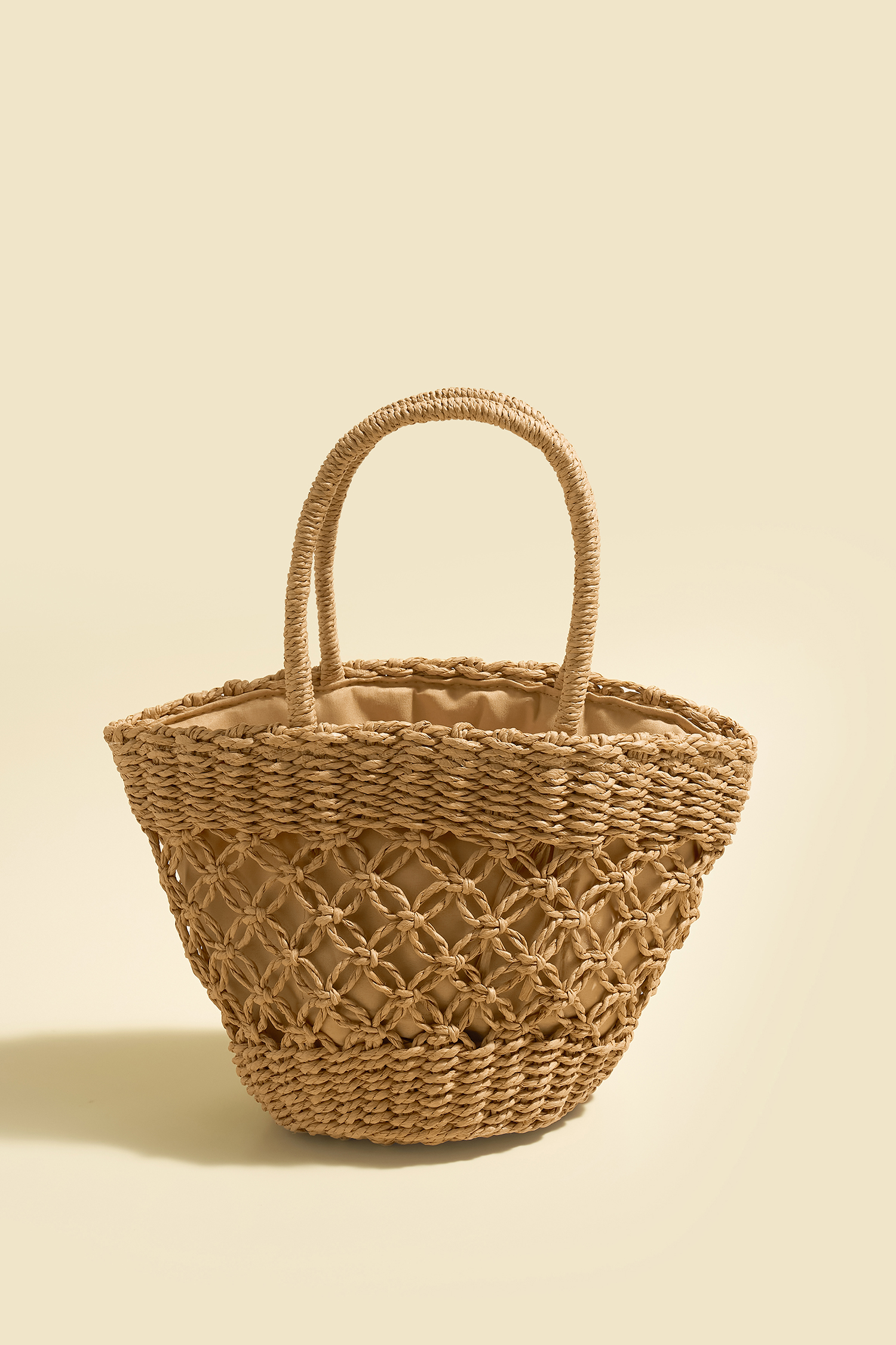 Borsa di paglia imprevedibile