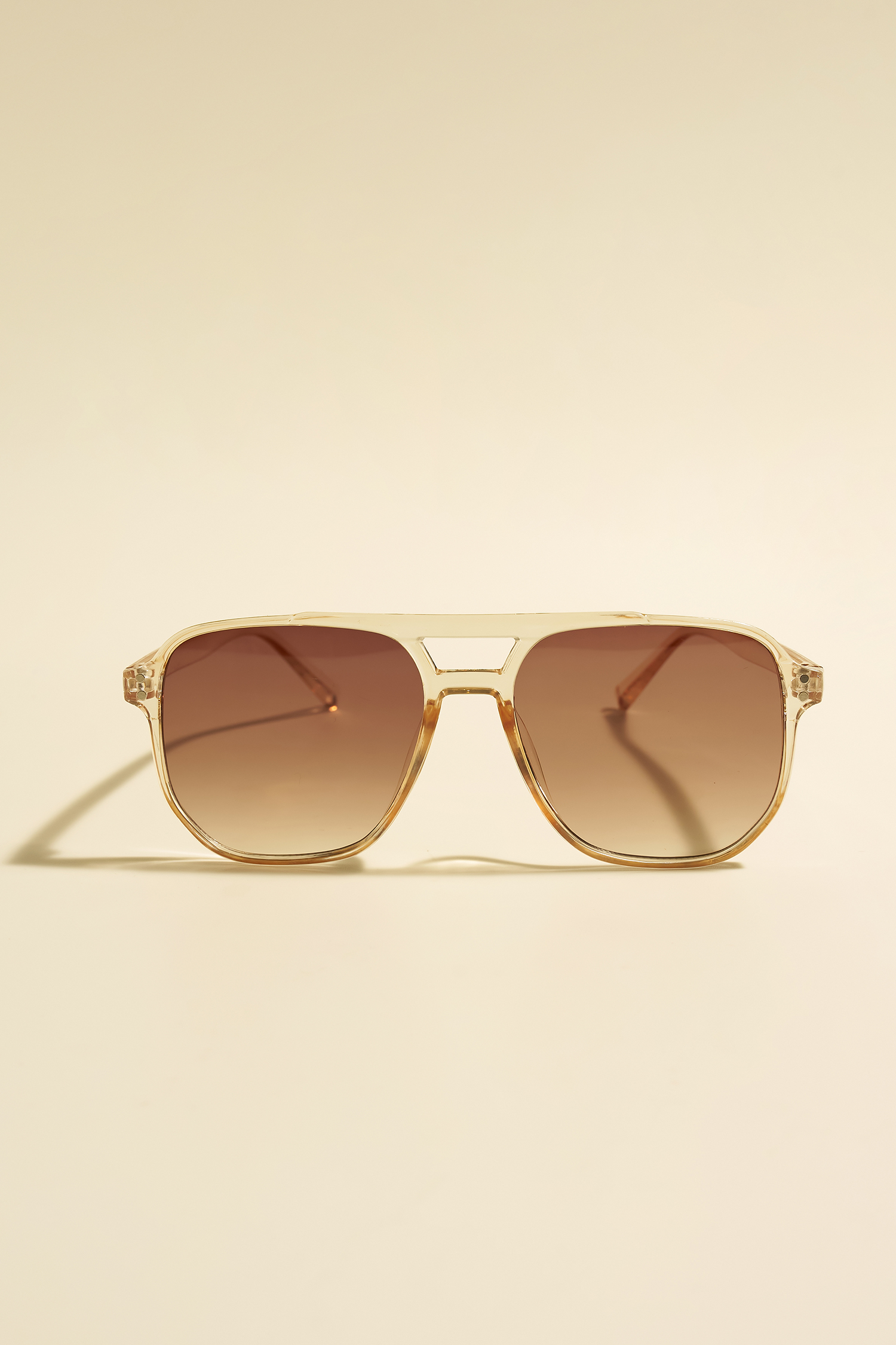Gafas de sol Diva de color marrón claro