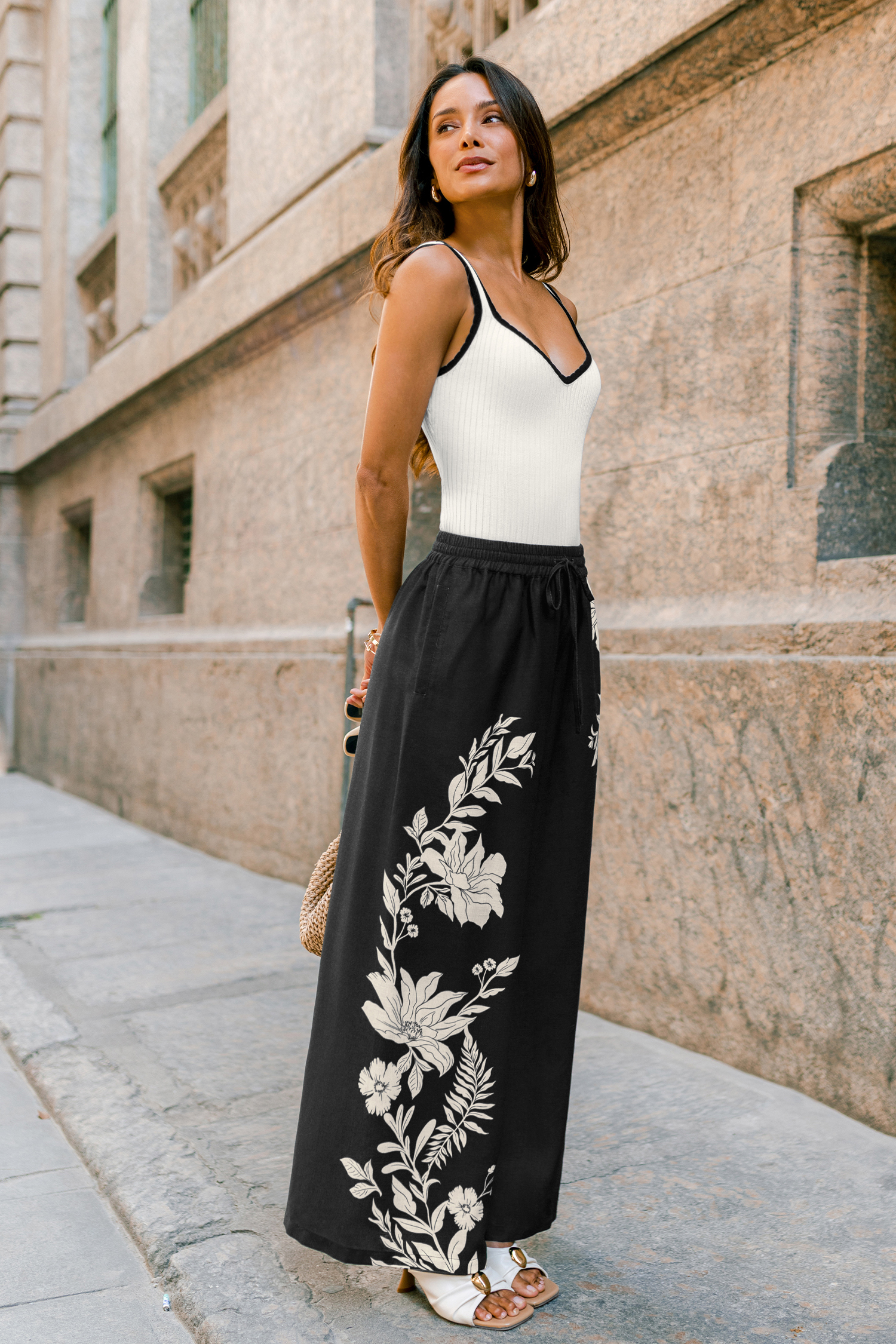 Pantaloni floreali 