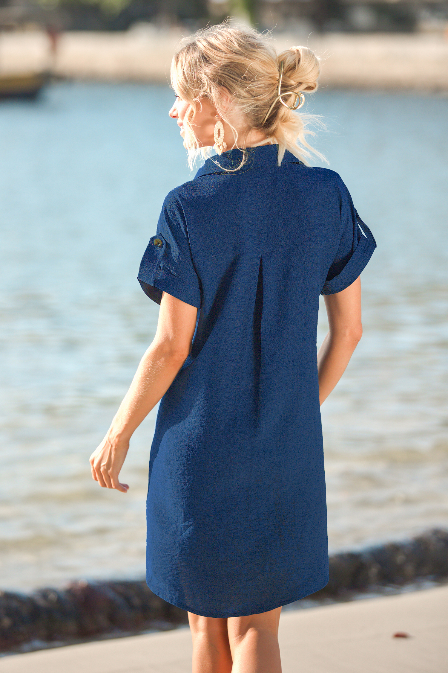 Minivestido azul para sentirse a gusto