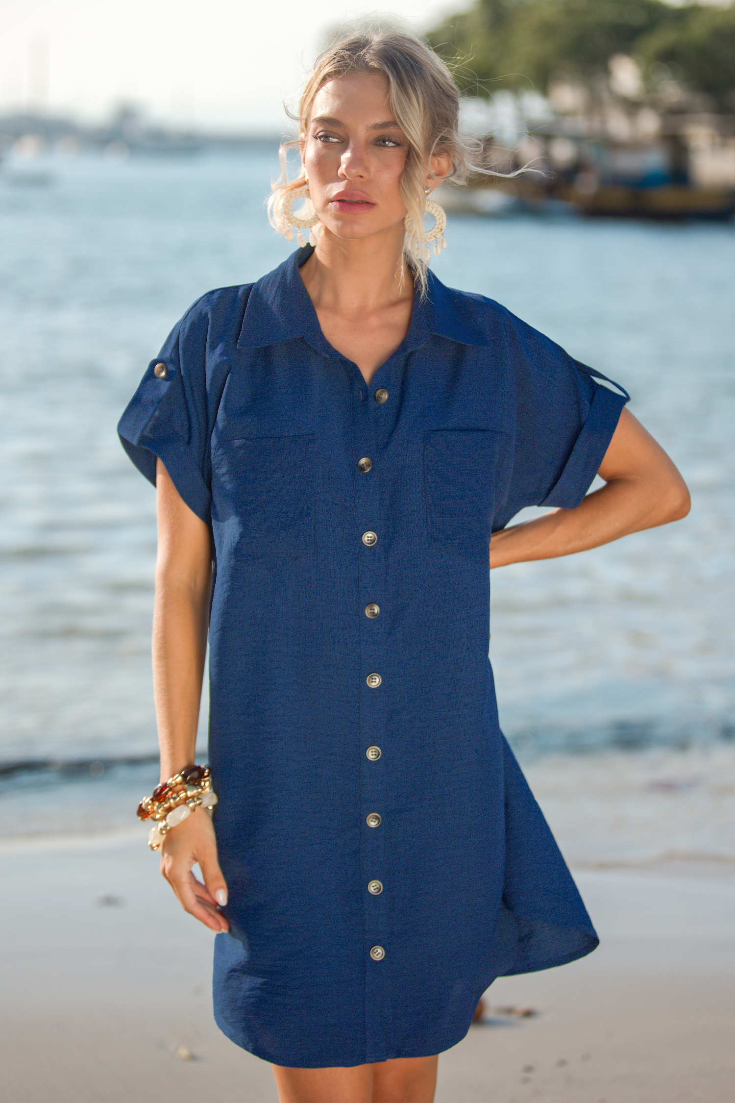 Minivestido azul para sentirse a gusto