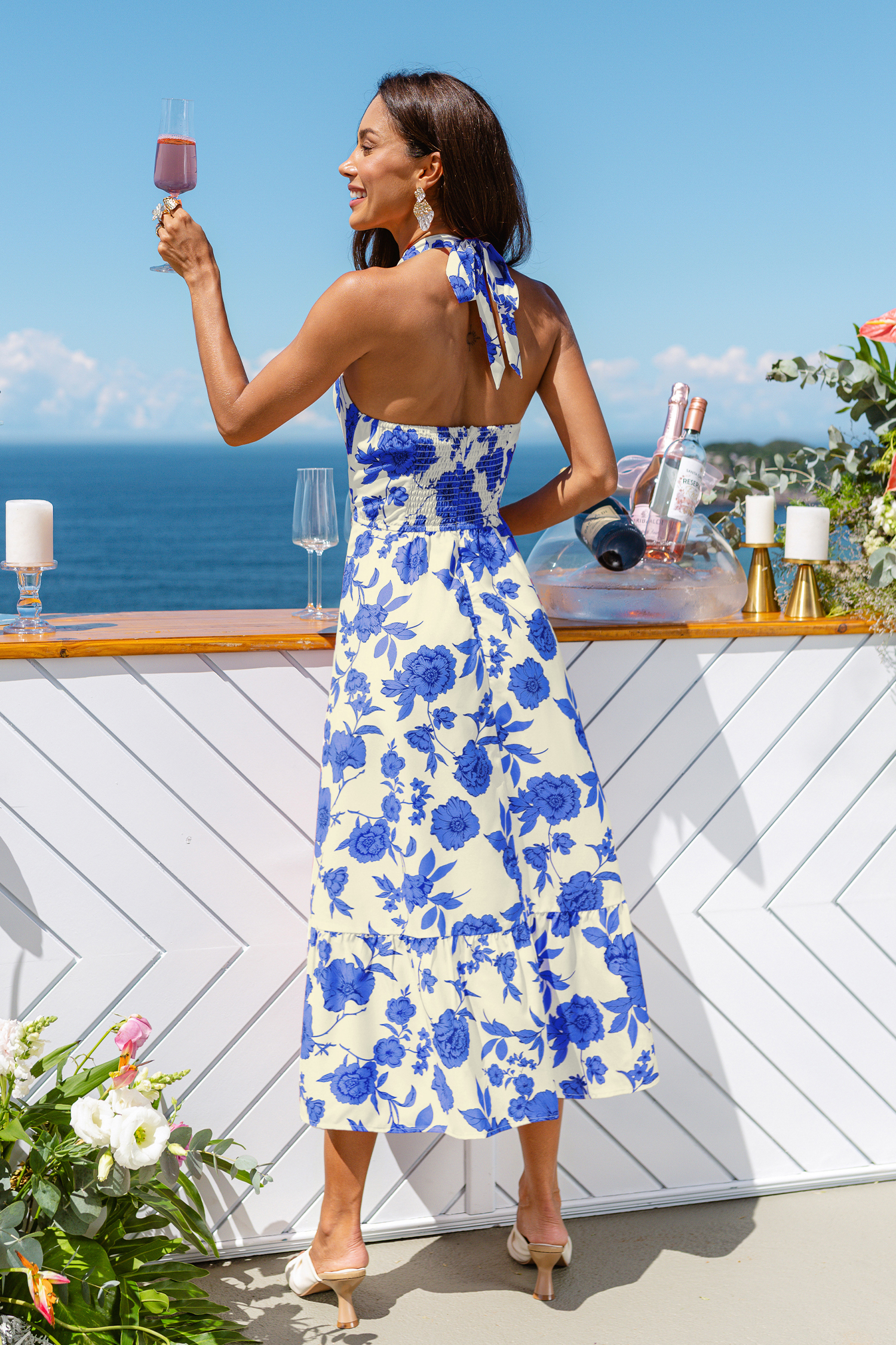 Robe midi florale à col montant