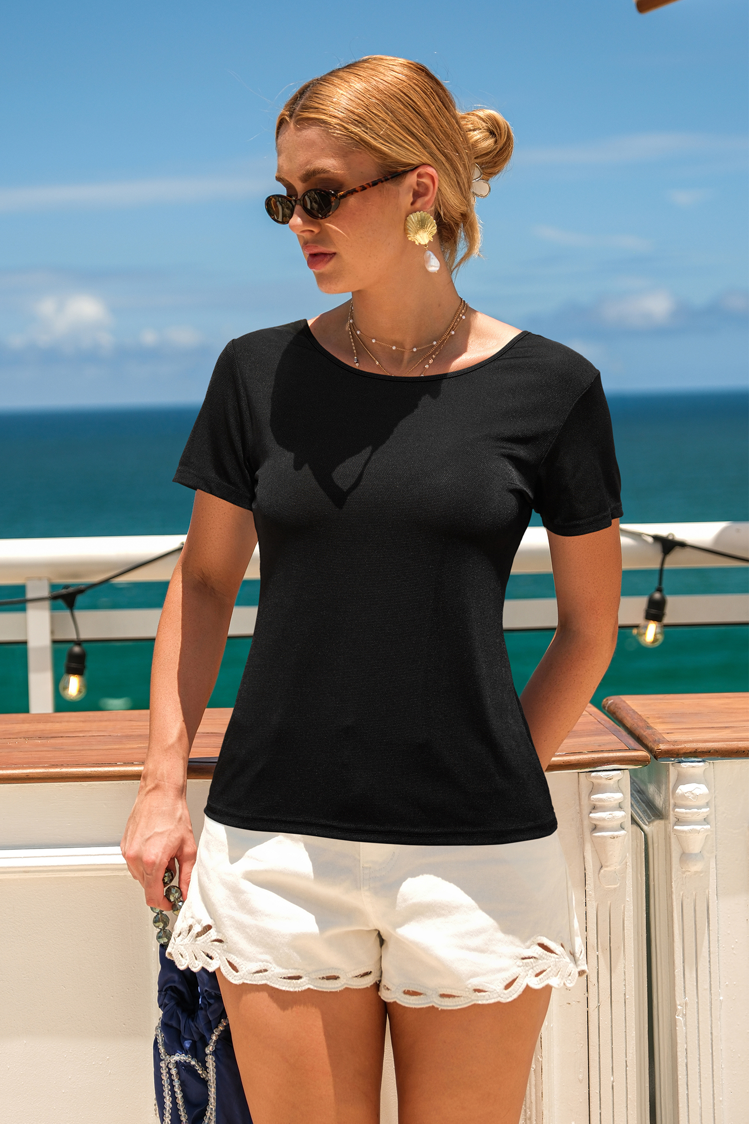 Fun Aura Black Top
