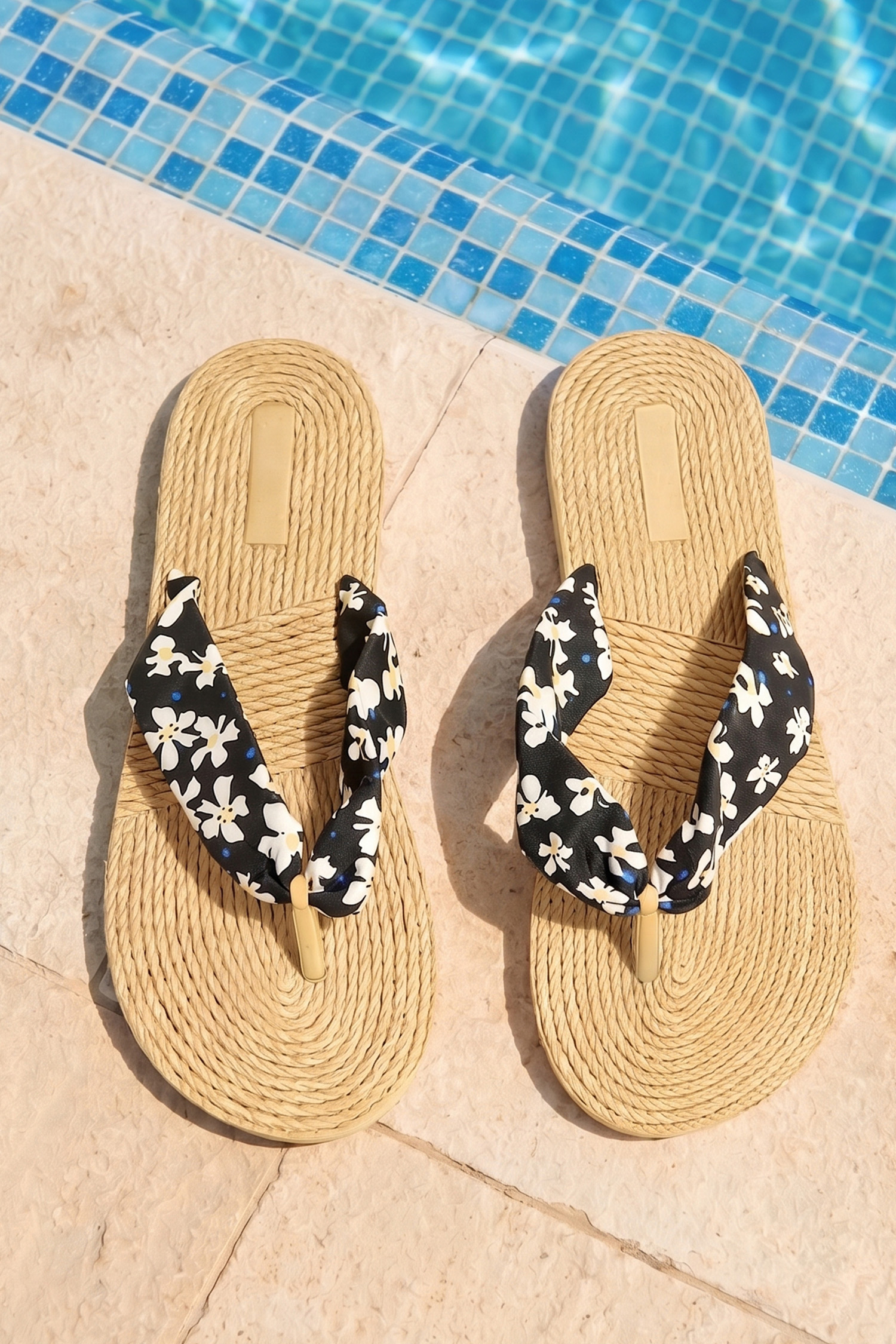 Come Around Floral Sandals