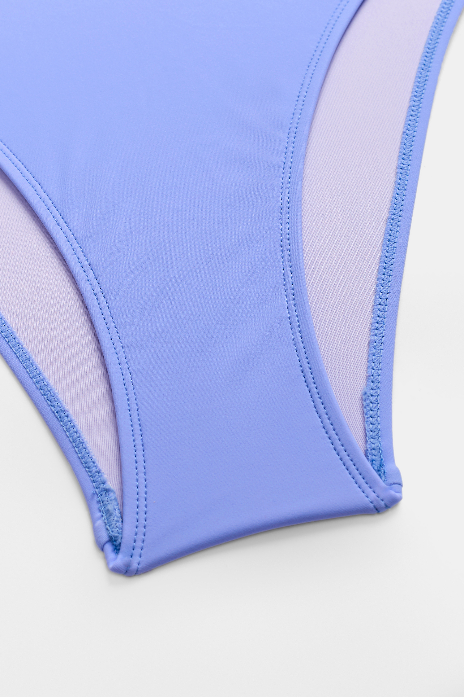 Maillot de bain une pièce violet col cœur