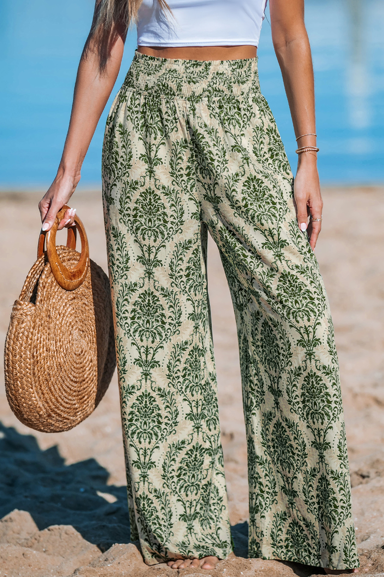Pantalon vert damassé à jambe large