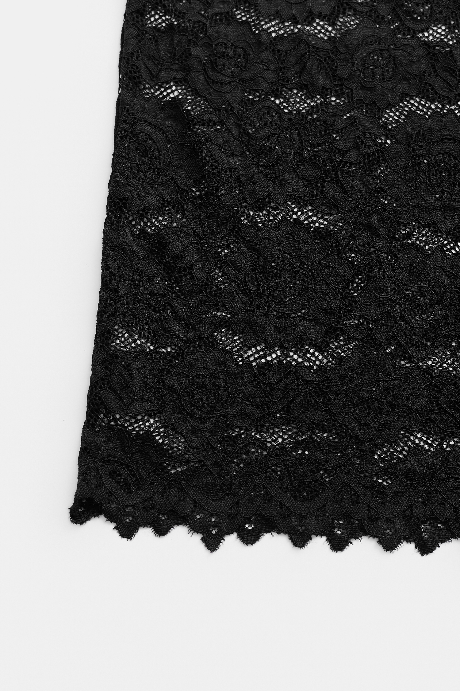 Heart Eyes Black Shaping Midi Skirt