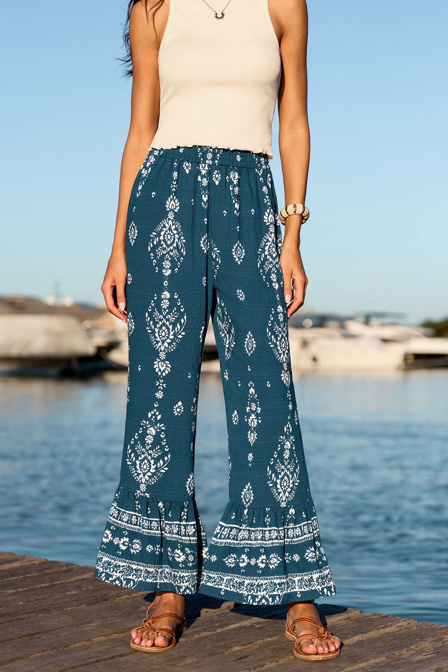 Pantaloni decorati della Costa di Cabo