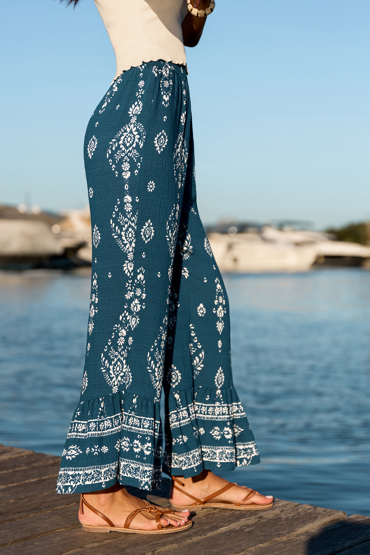 Pantaloni decorati della Costa di Cabo