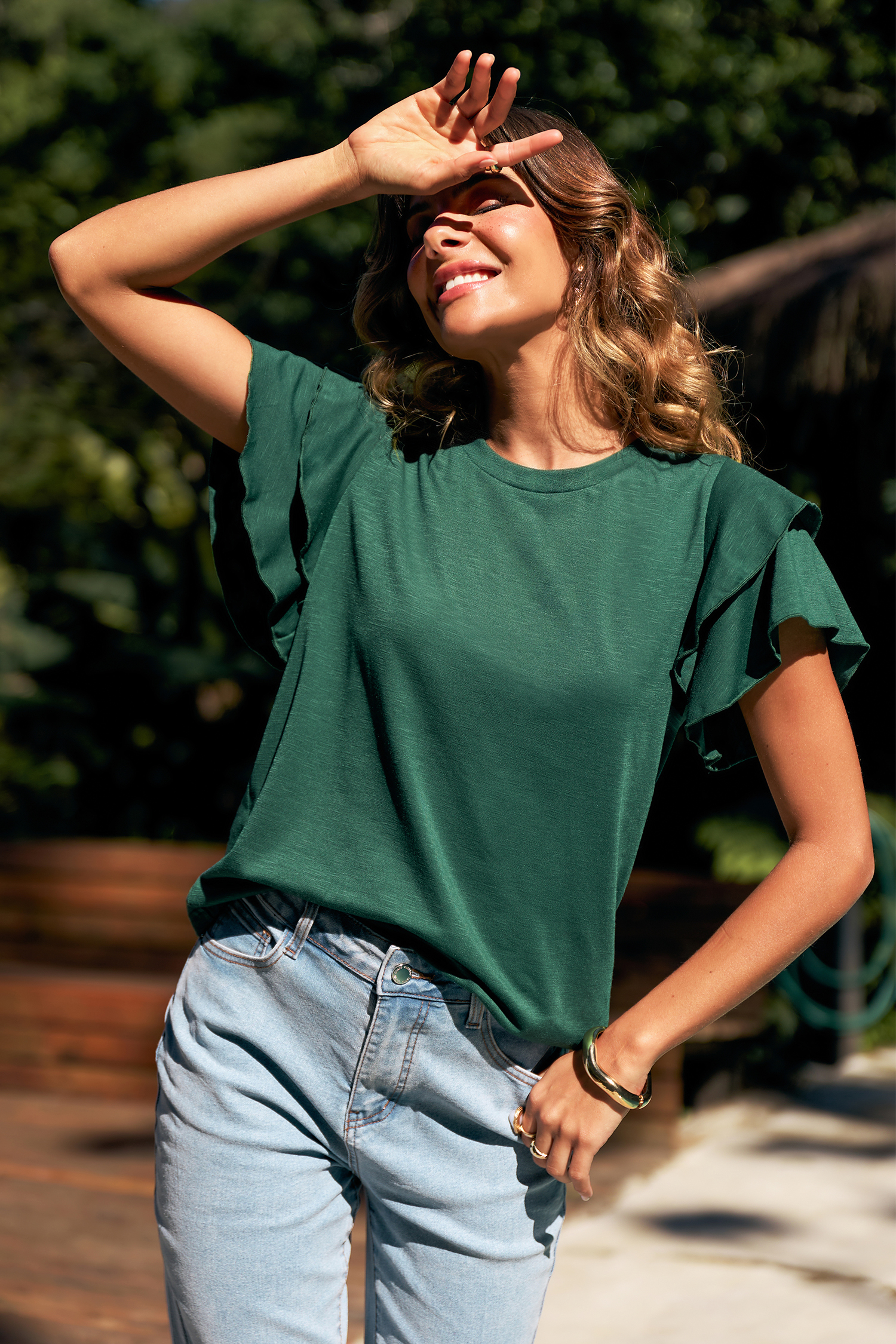 Grünes Kurzarmshirt mit Rundhalsausschnitt