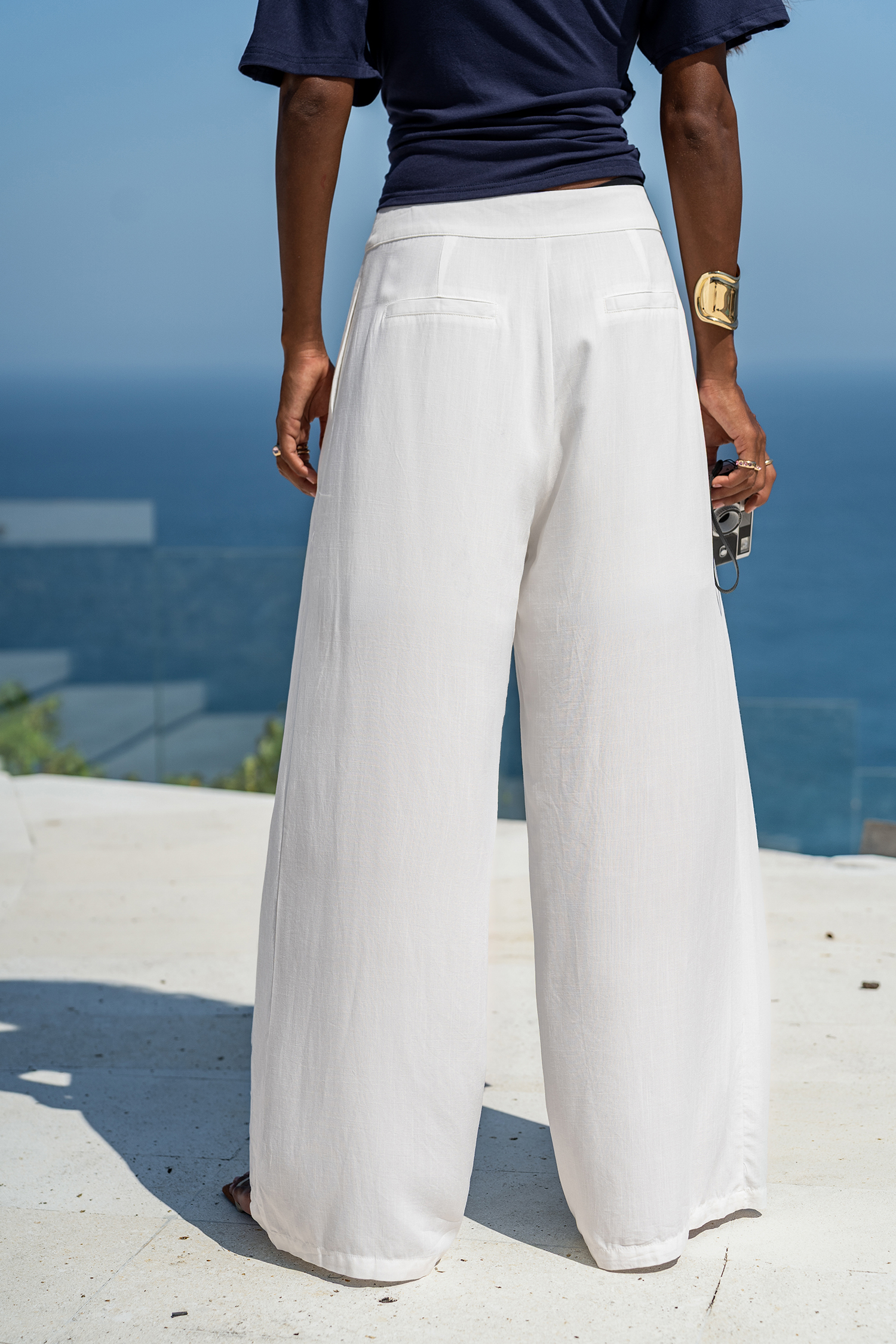 Common Thread White Pants