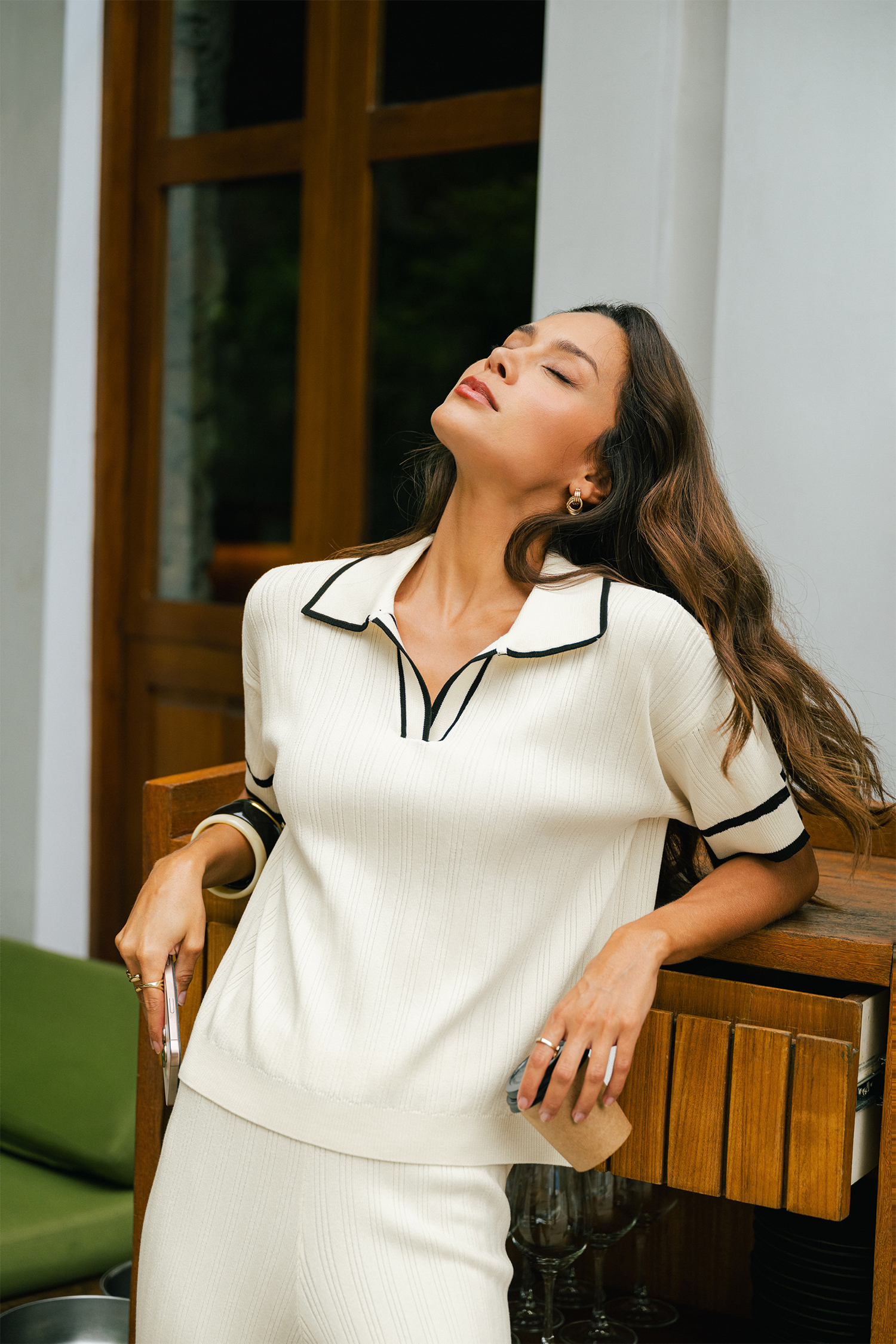 Maglione beige di fine estate