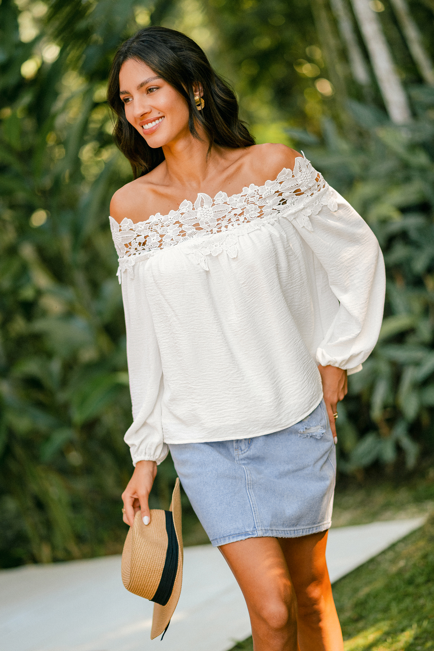 Honey Rose White Top