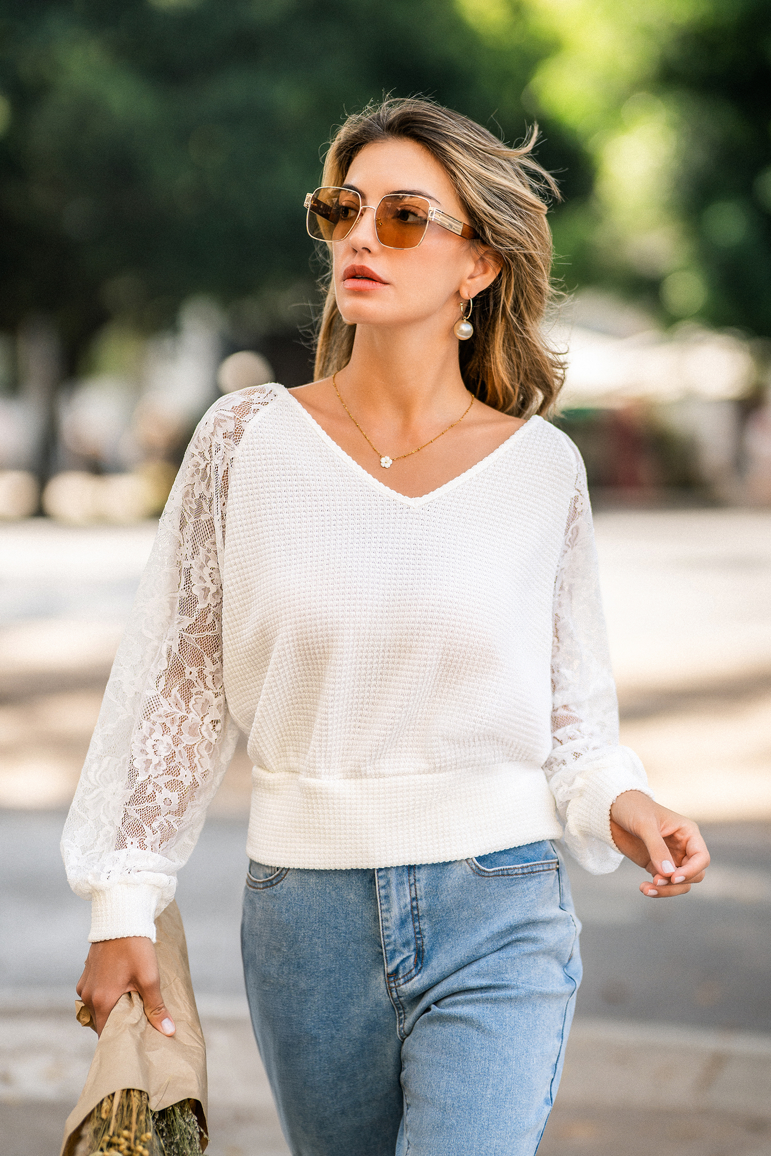 August Romance White Top
