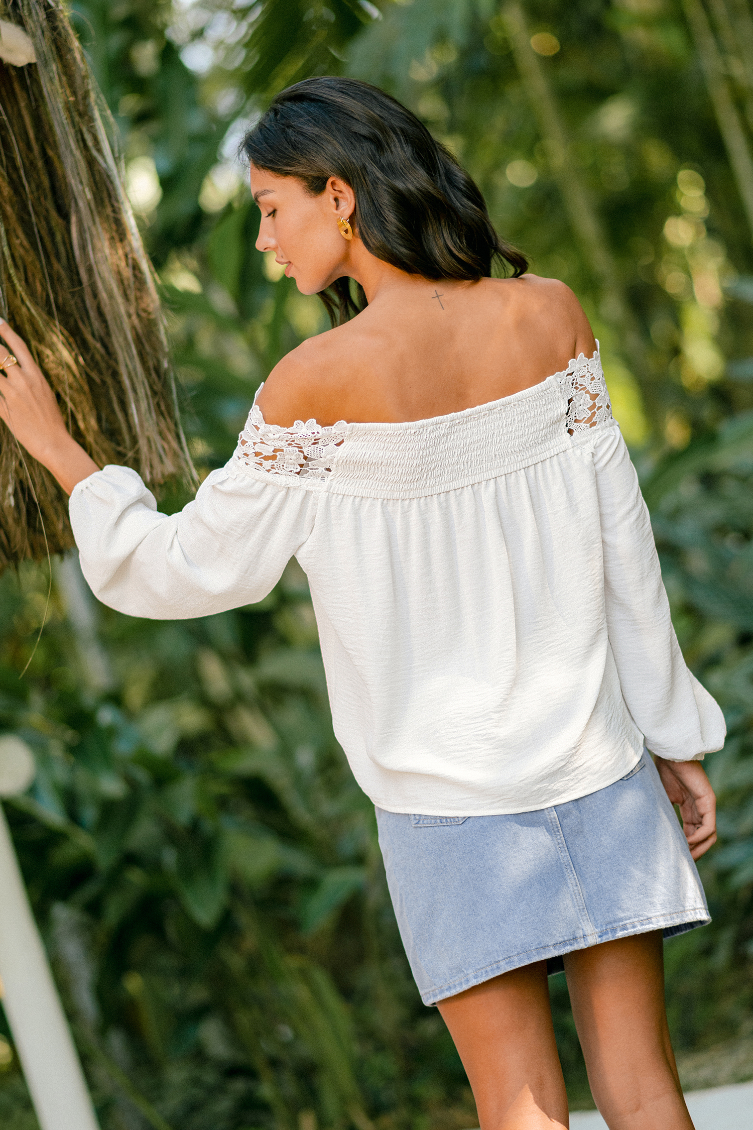 Honey Rose White Top