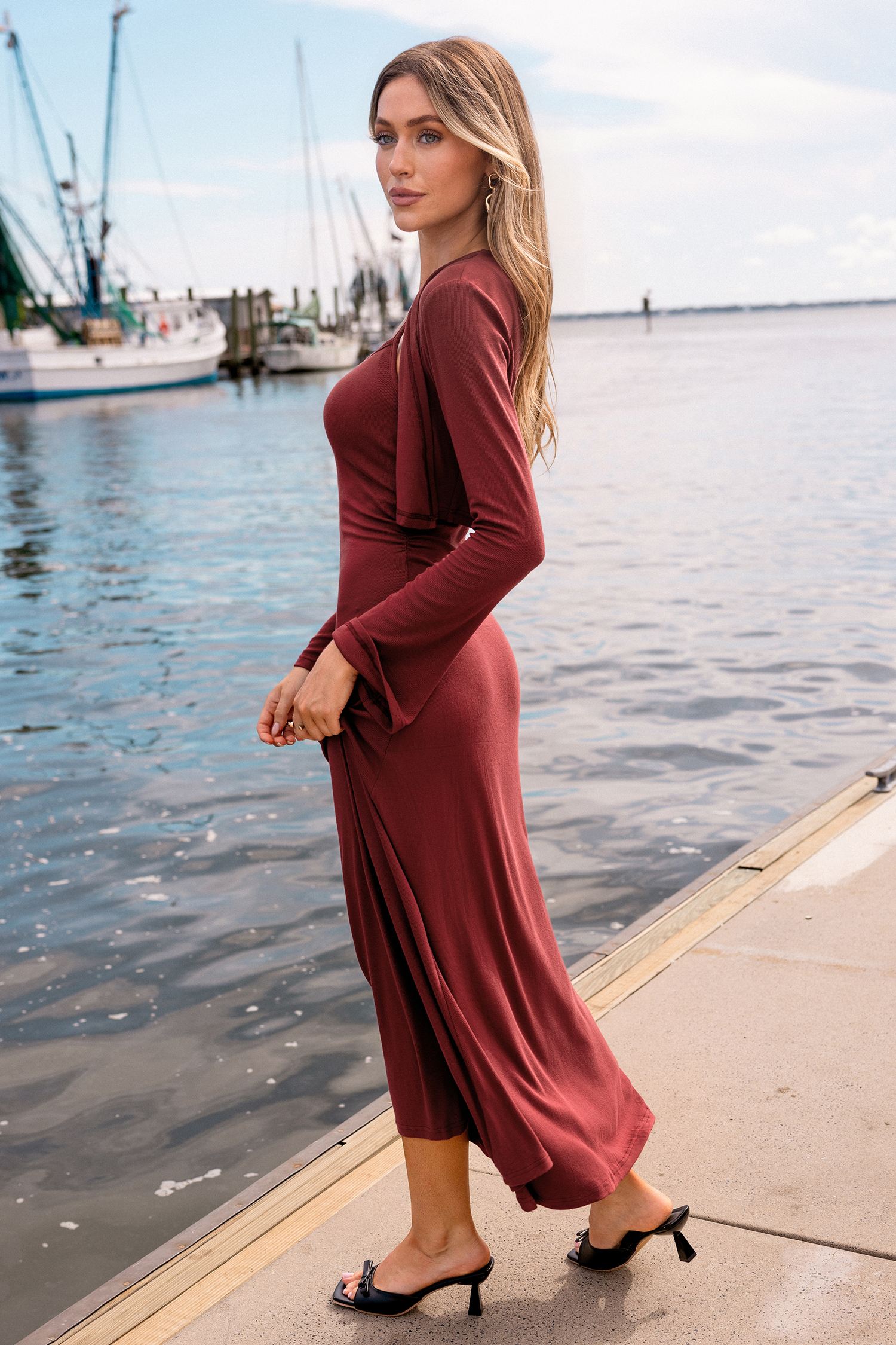 Ensemble robe midi brique avec cardigan assorti