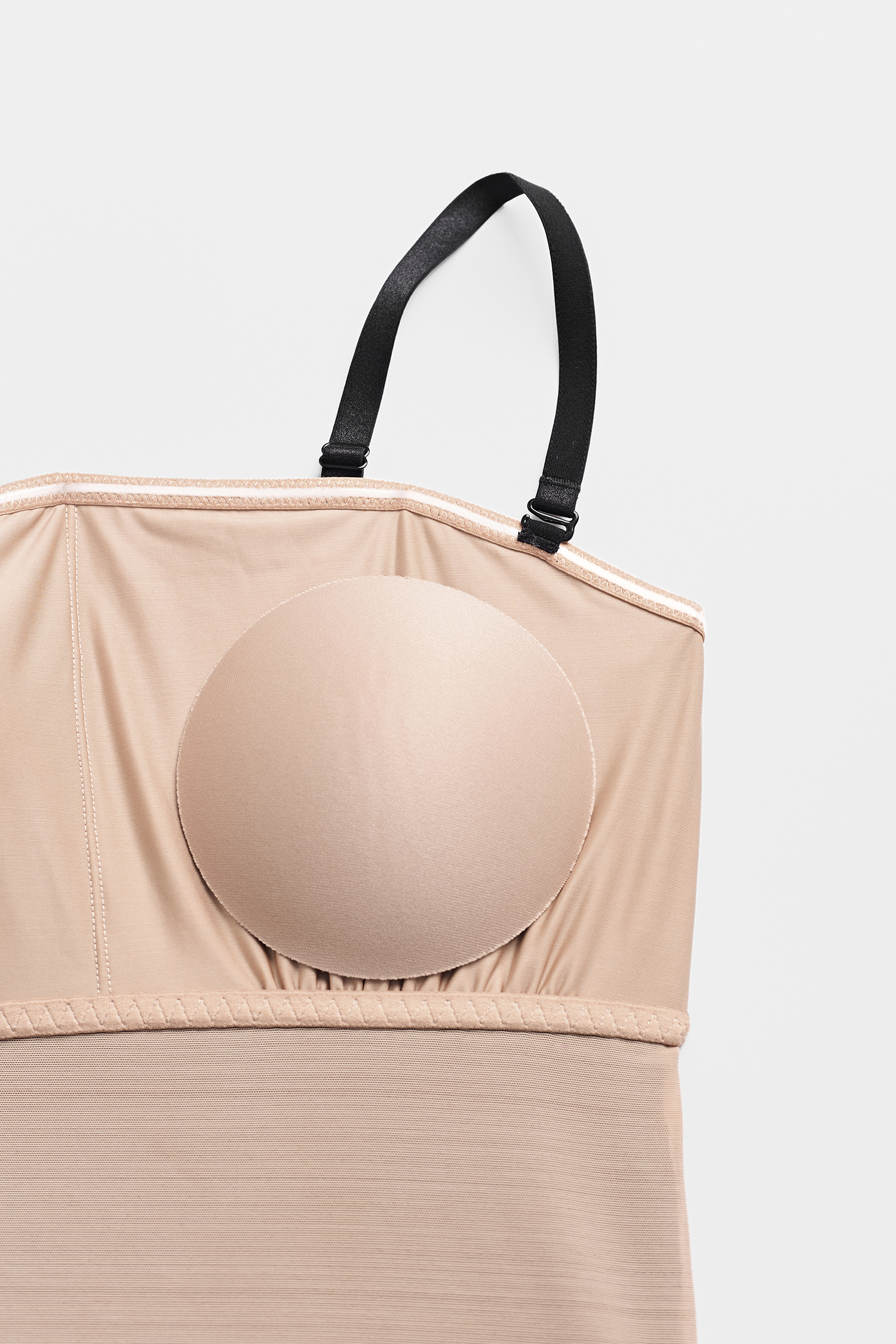 Schwarzes Shapewear-Midikleid mit abnehmbaren Trägern