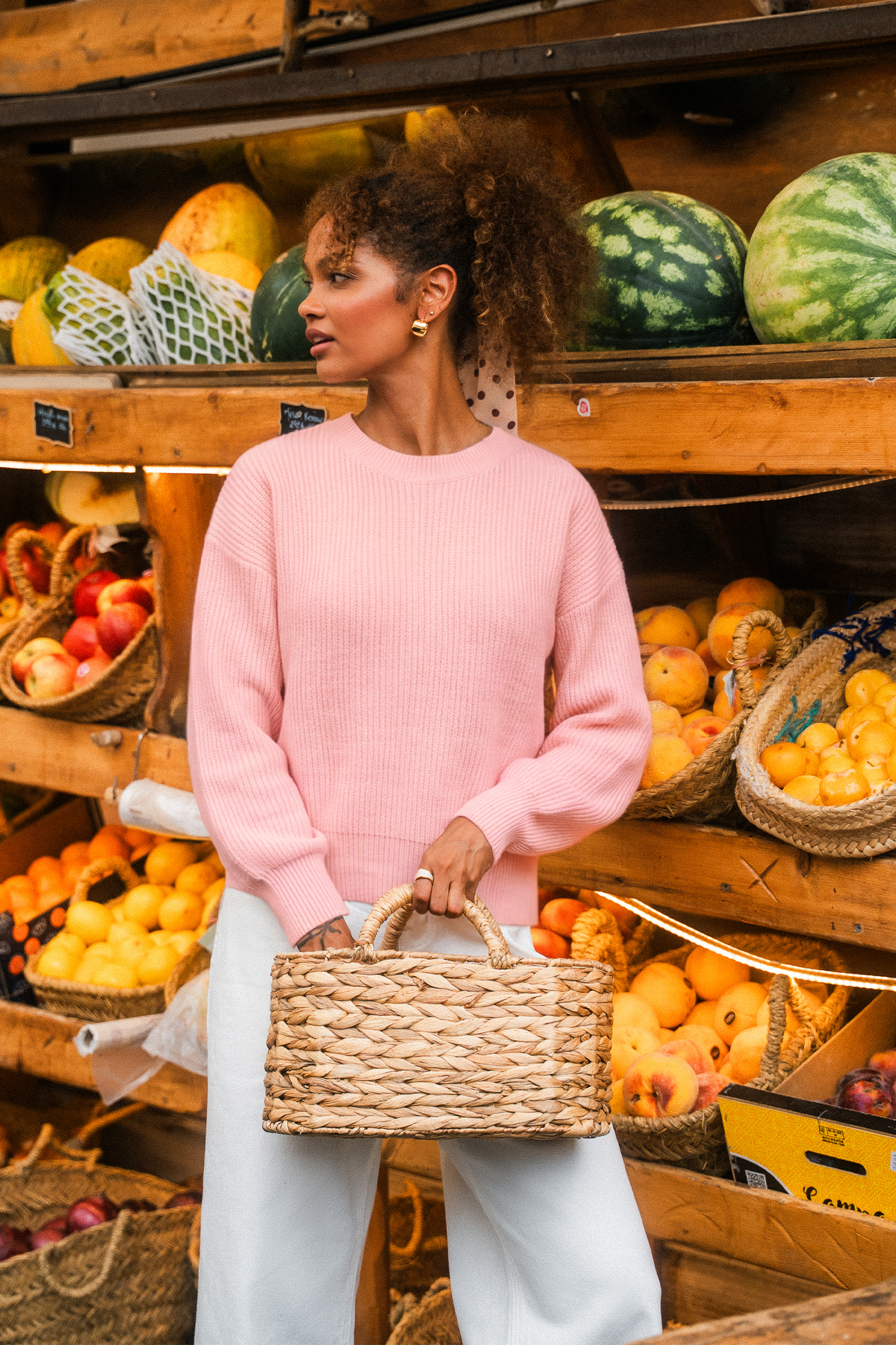 Rosa Langarmpullover mit Rundhalsausschnitt