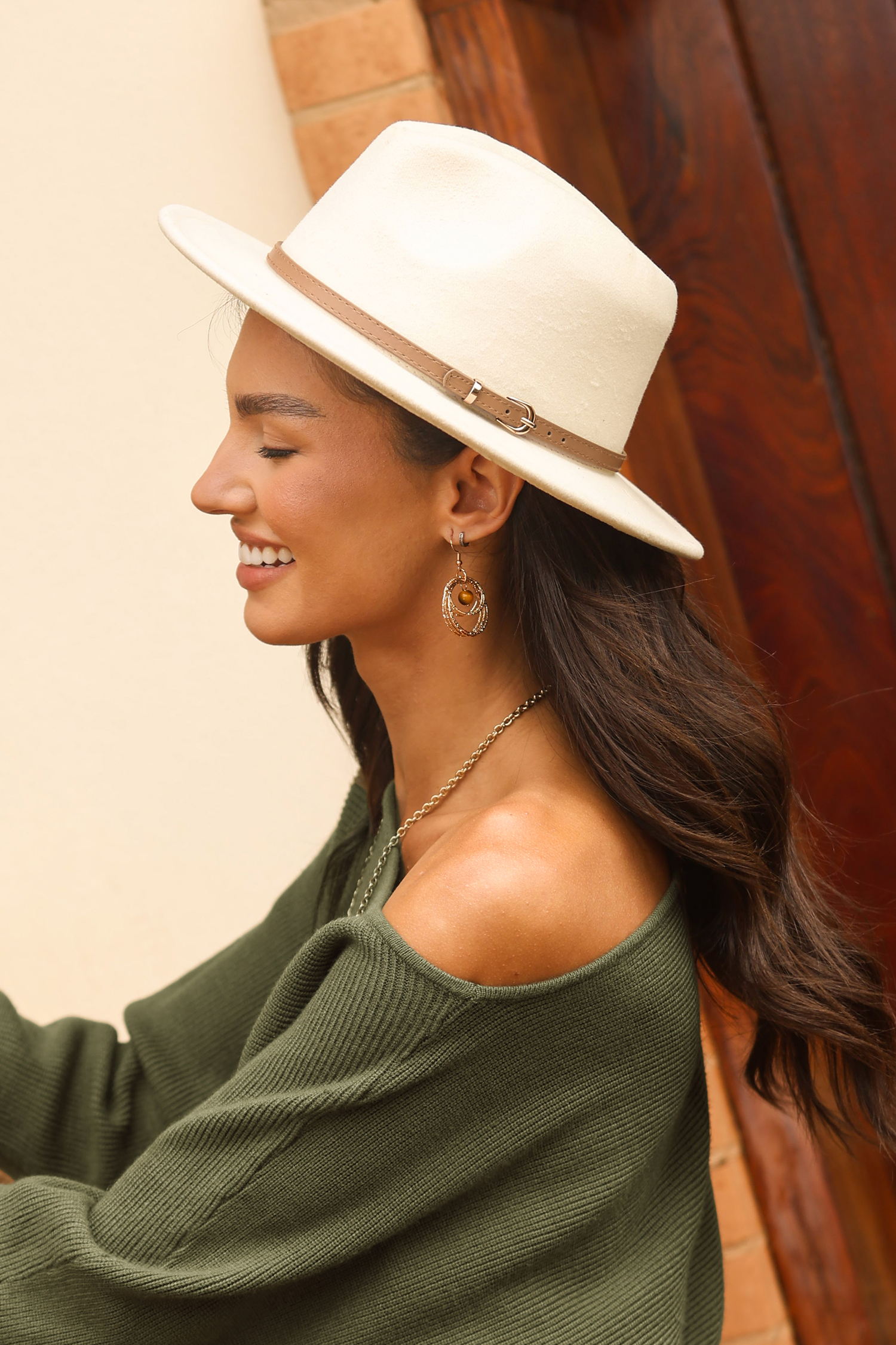 Roaming Free Beige Hat